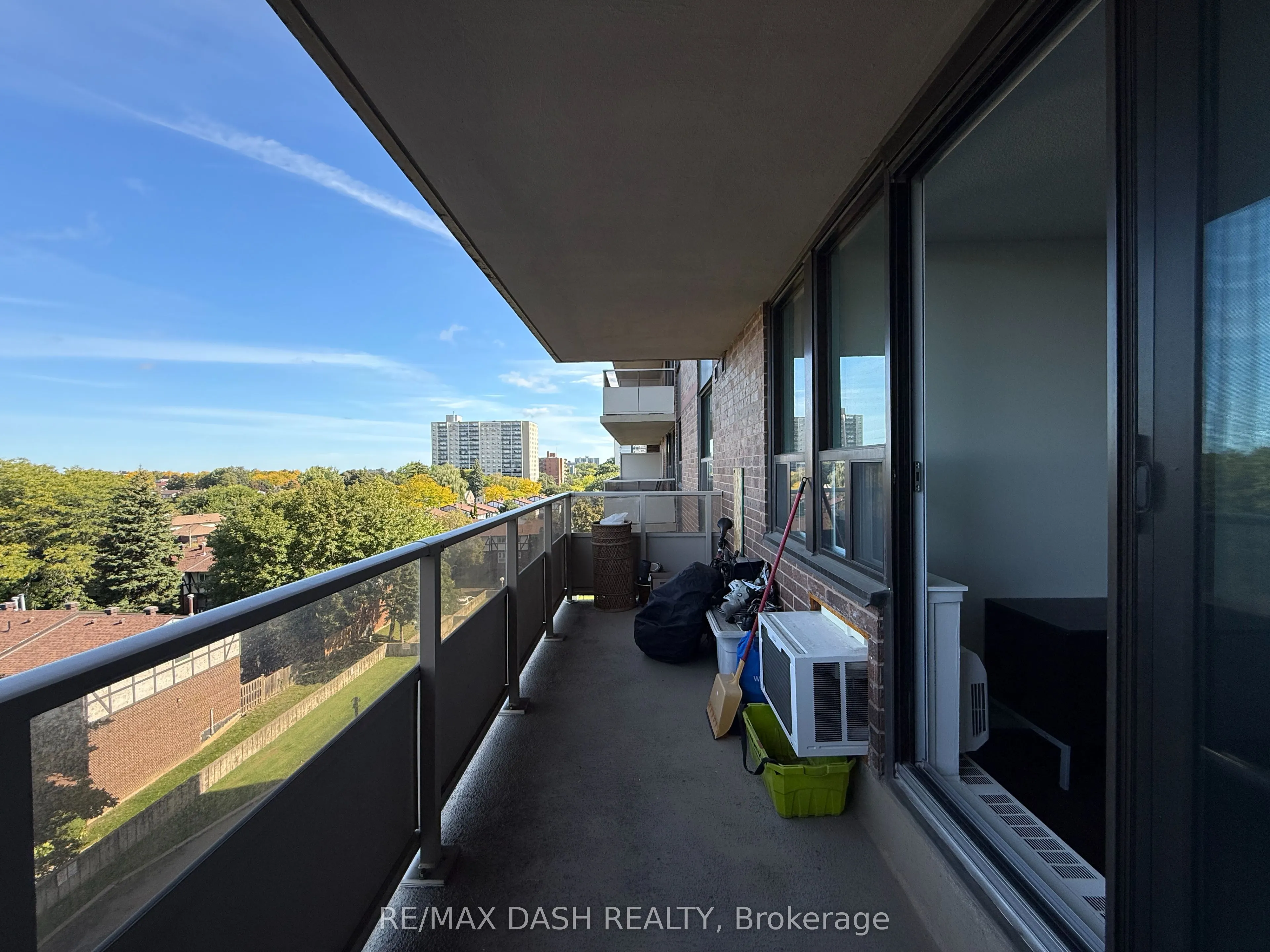 15 Torrance Road, #611