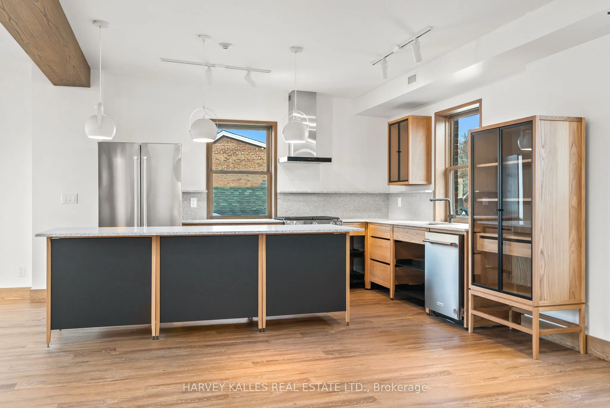663 Greenwood Avenue, #2