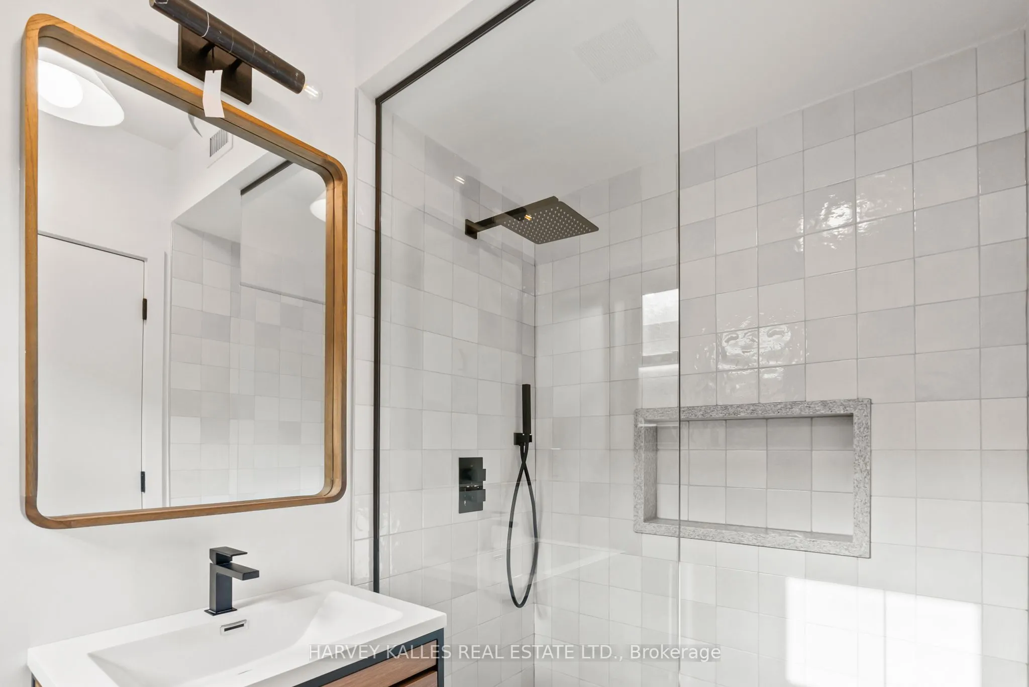 663 Greenwood Avenue, #2