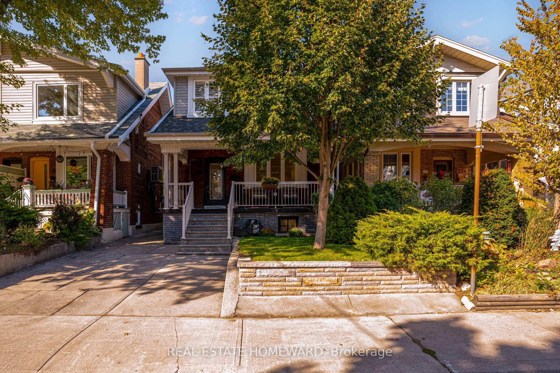 292 Glebeholme Boulevard