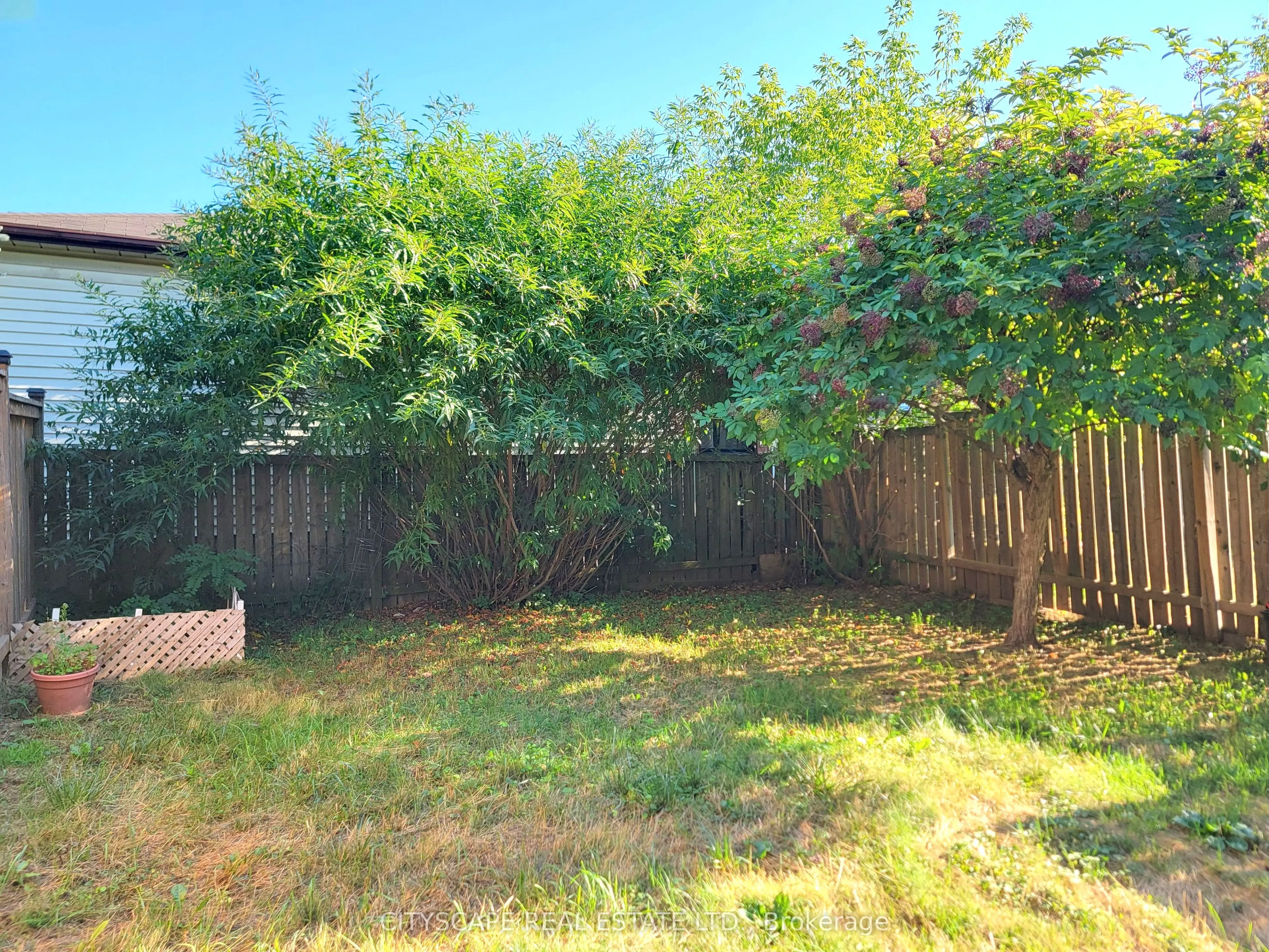 15 Hartsfield Drive