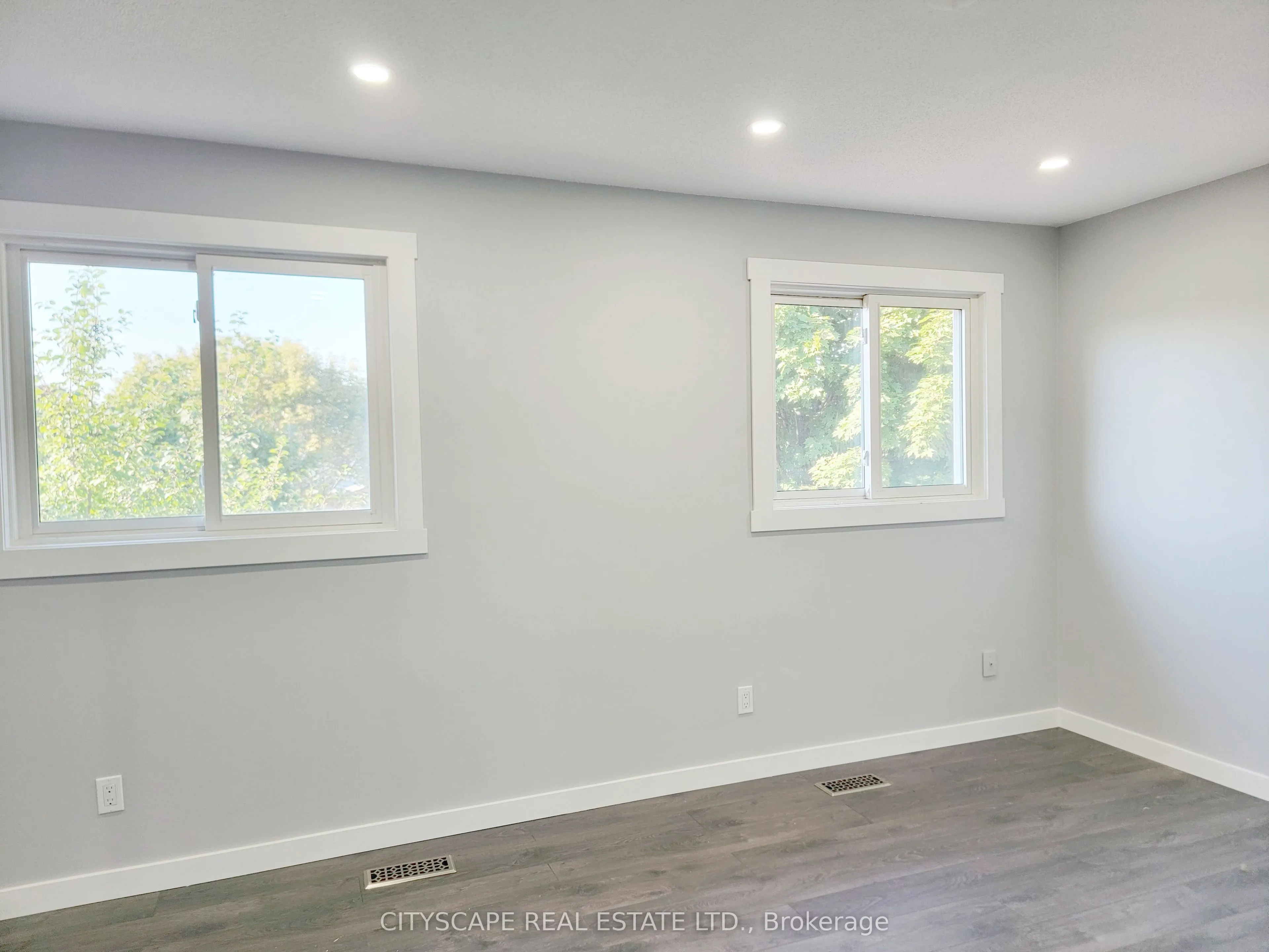 15 Hartsfield Drive