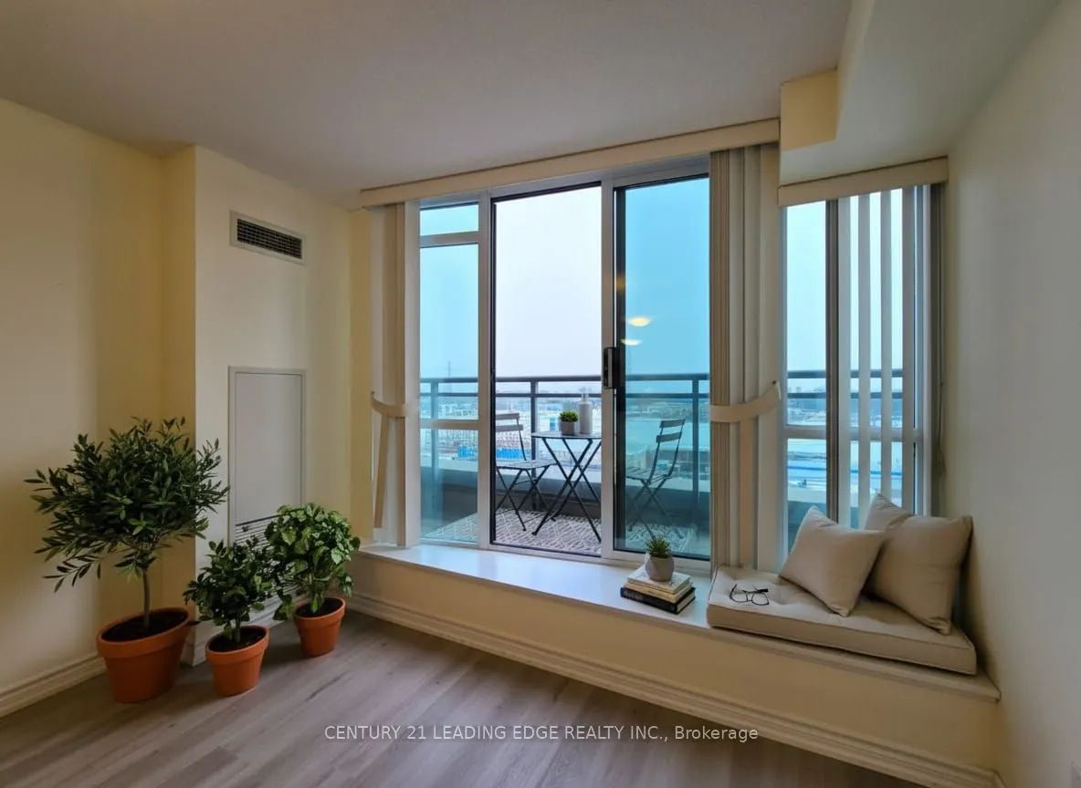 2020 Mcnicoll Avenue, #712