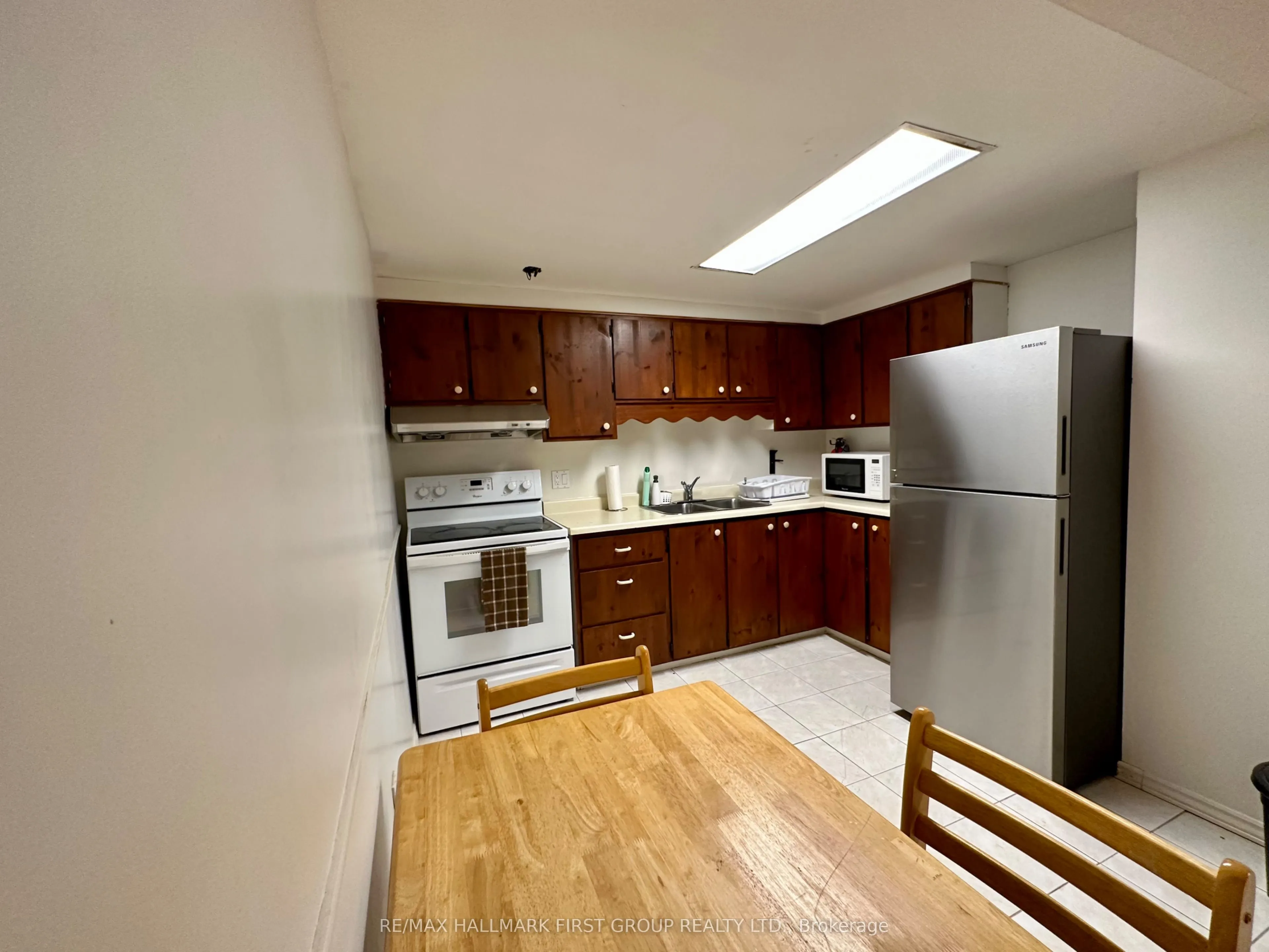 44 Loradeen Crescent, #Lower