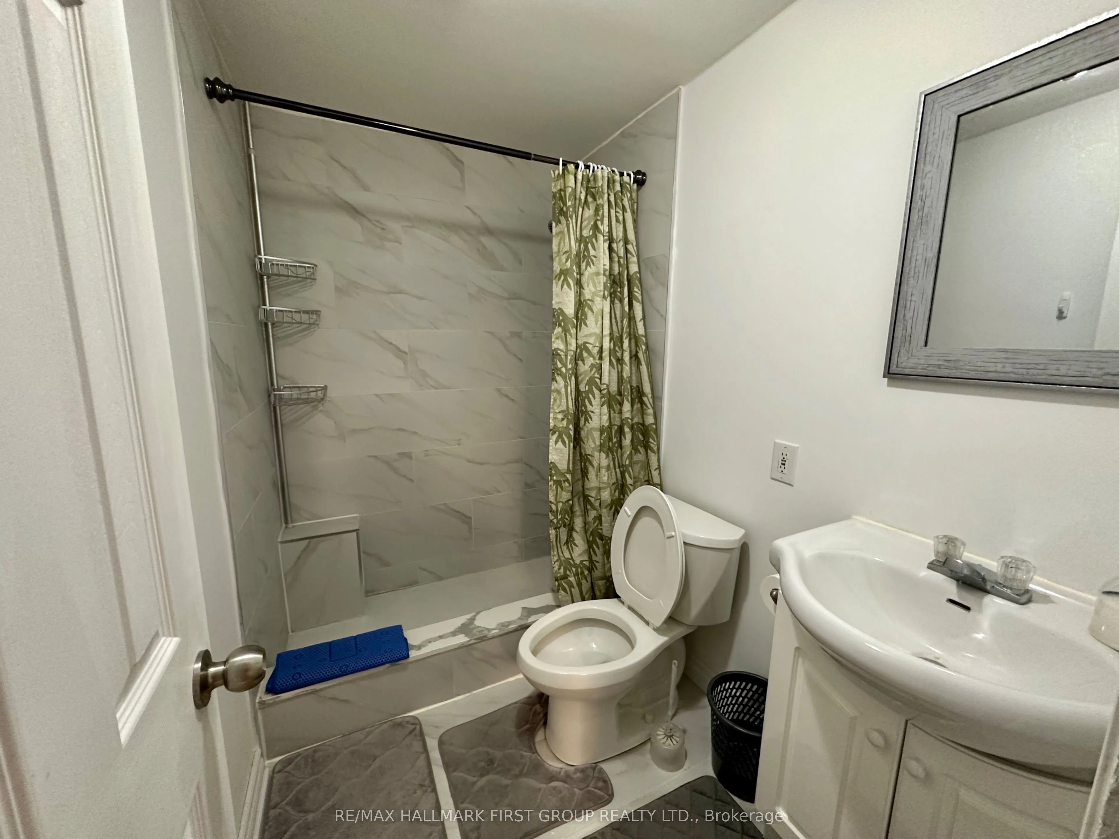 44 Loradeen Crescent, #Lower