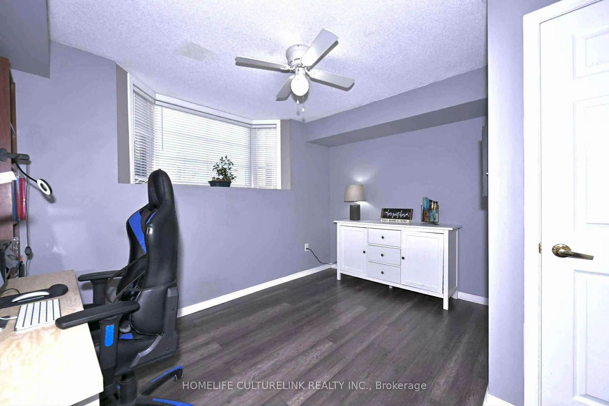84 Petra Way E, #1