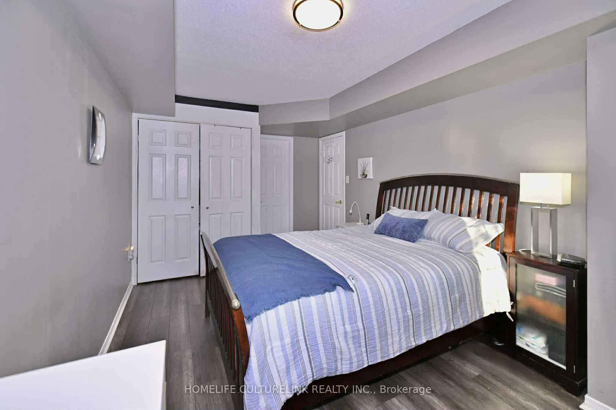 84 Petra Way E, #1