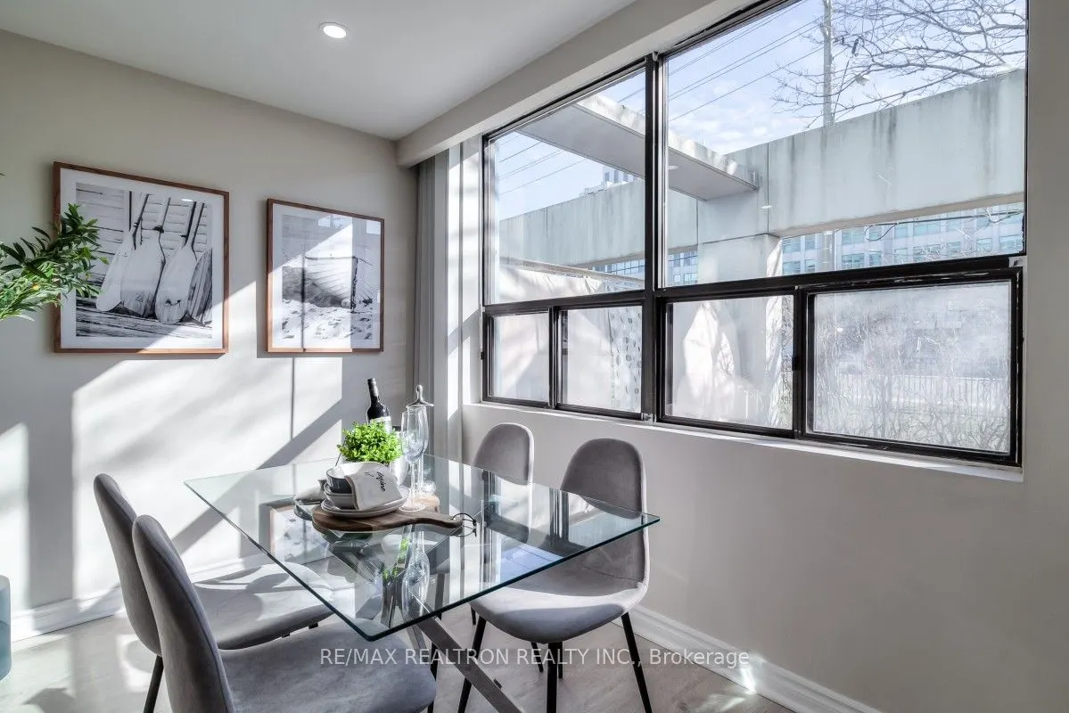 39 Kimbercroft Court, #105