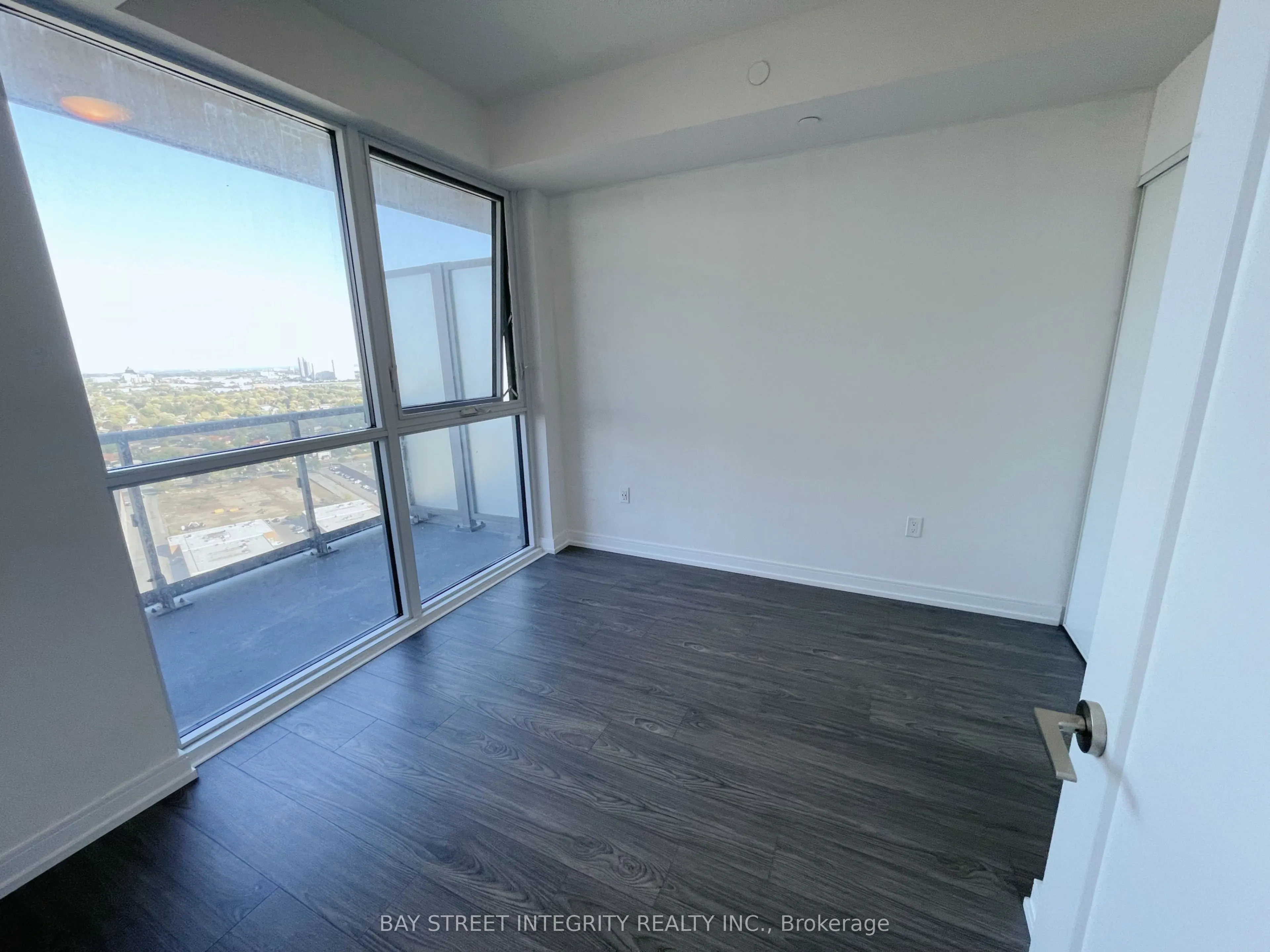 225 Village Green Square, #2901