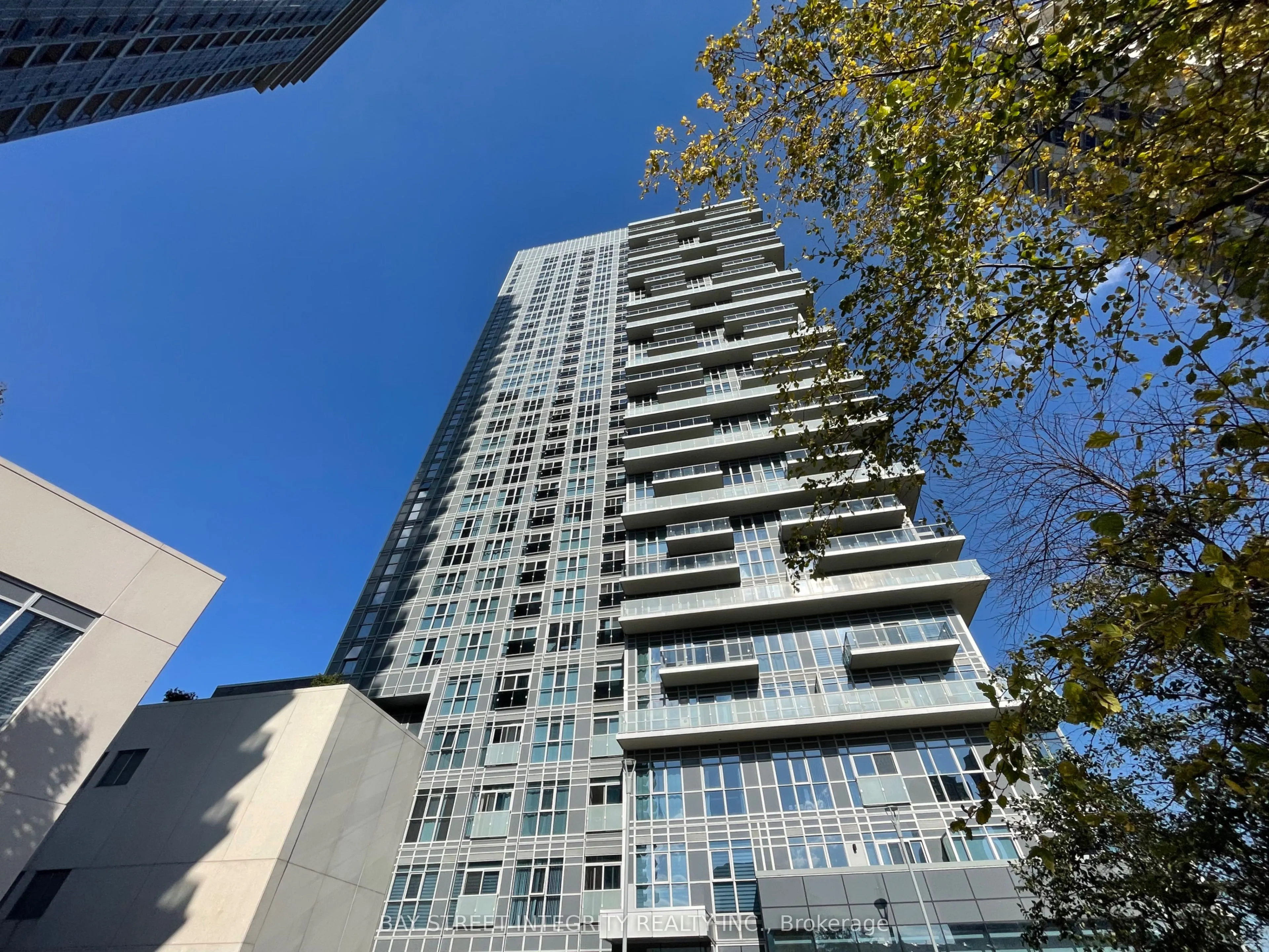 225 Village Green Square, #2901