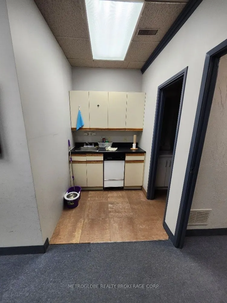 2220 Midland Avenue, #90BR