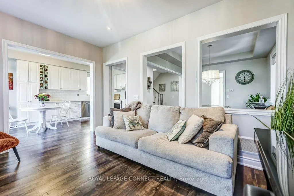 89 James Govan Drive
