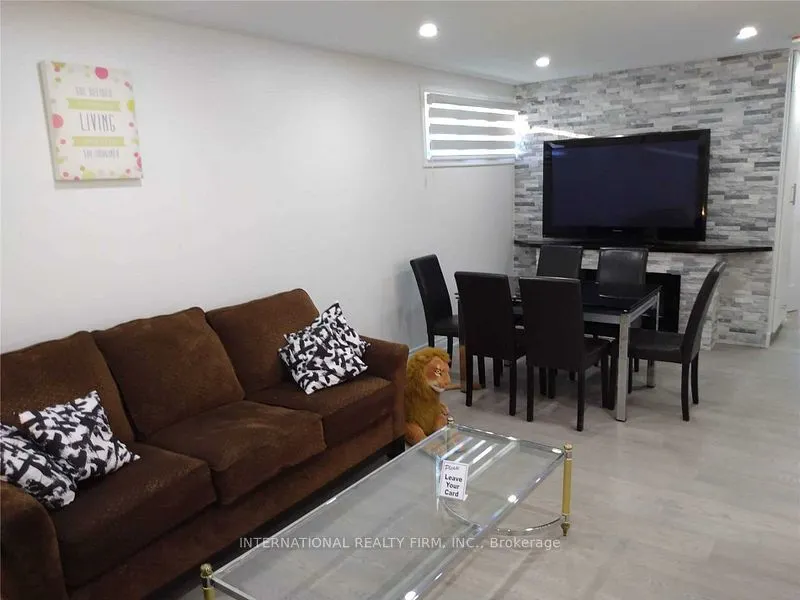 5 Aylesford Drive, #Main