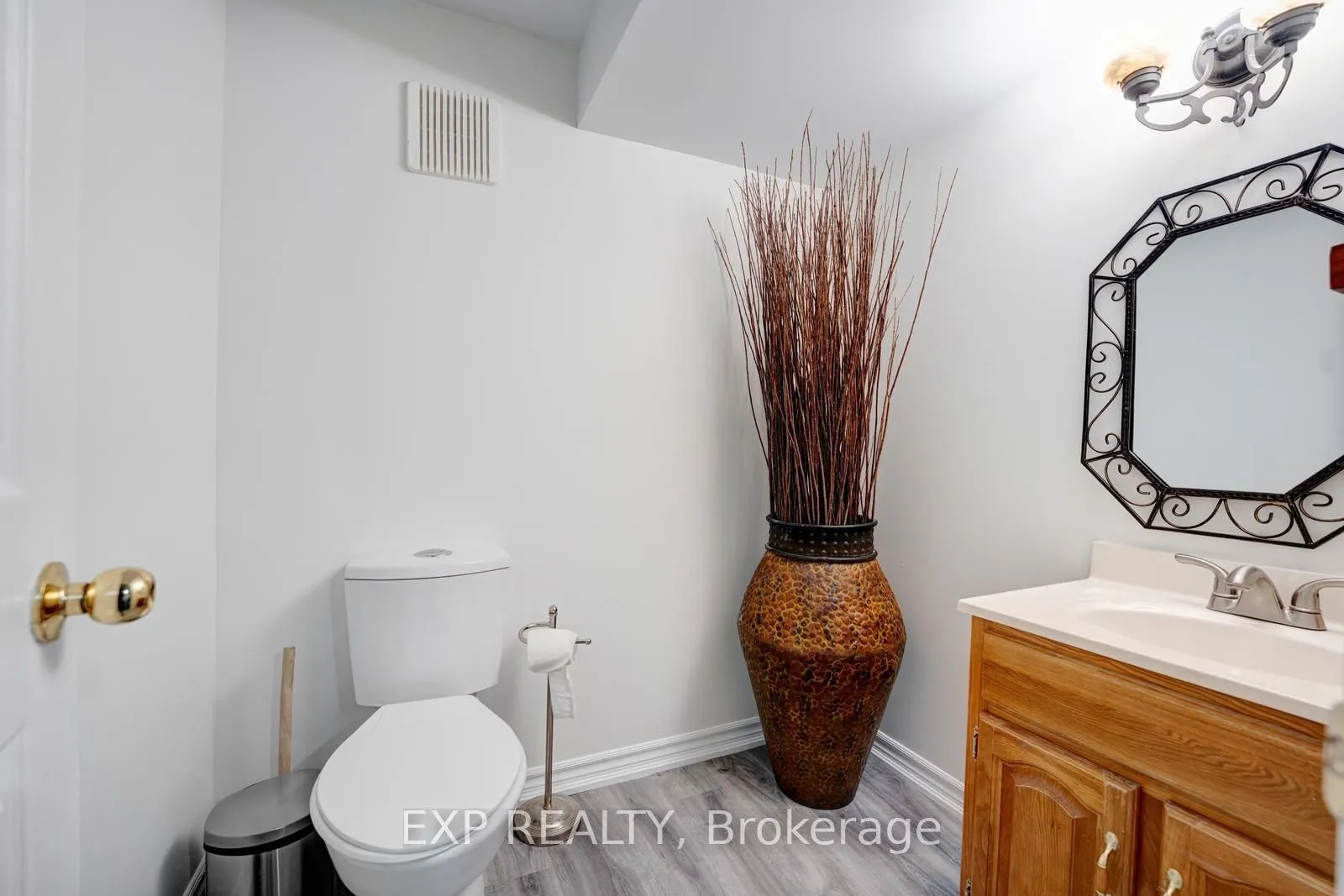 33 Hartrick Place