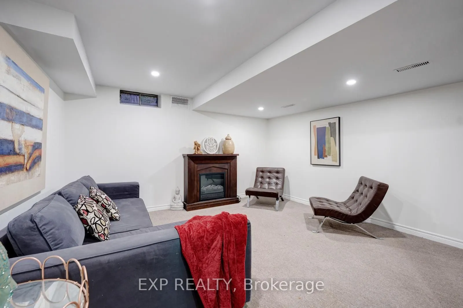 33 Hartrick Place