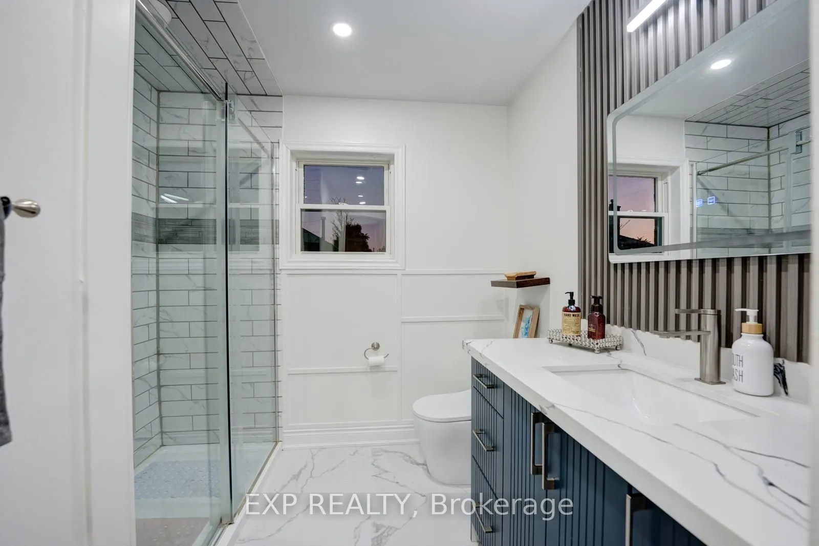 33 Hartrick Place