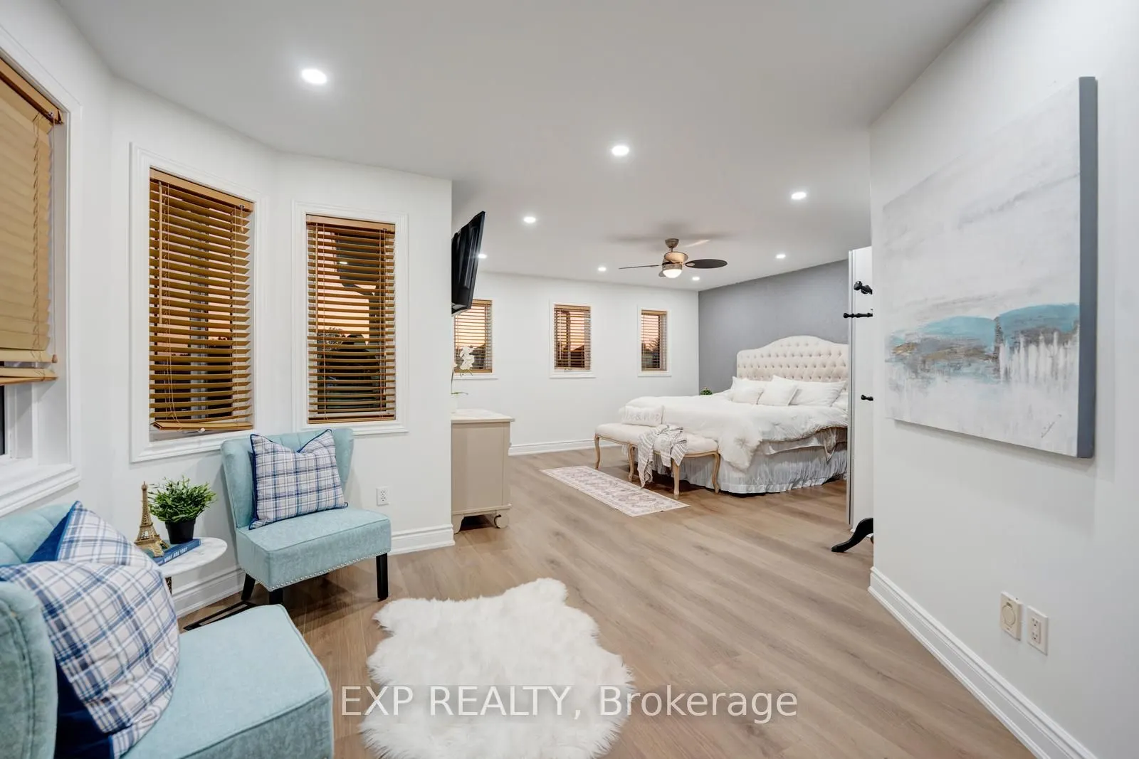 33 Hartrick Place