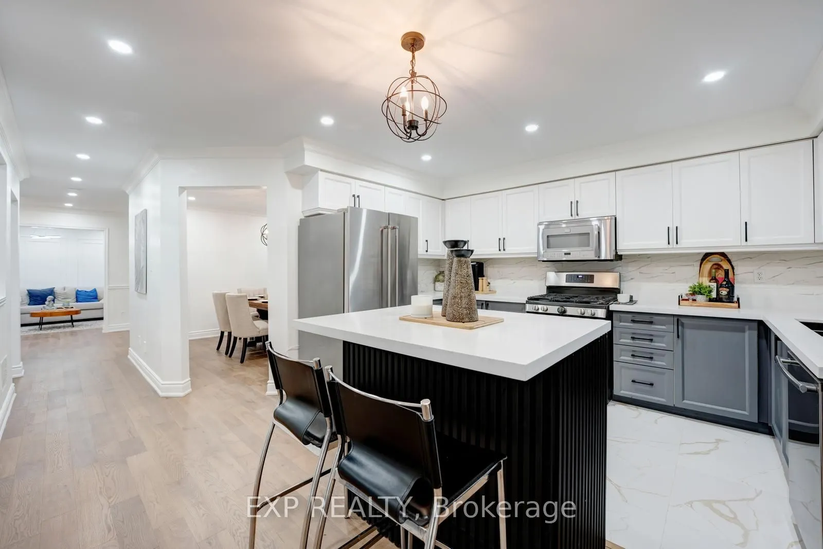 33 Hartrick Place