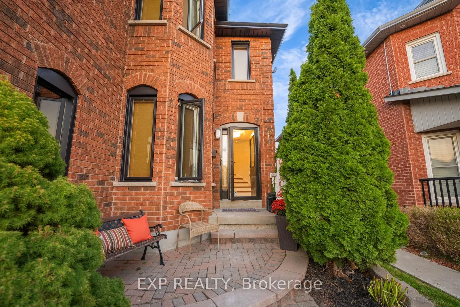 33 Hartrick Place