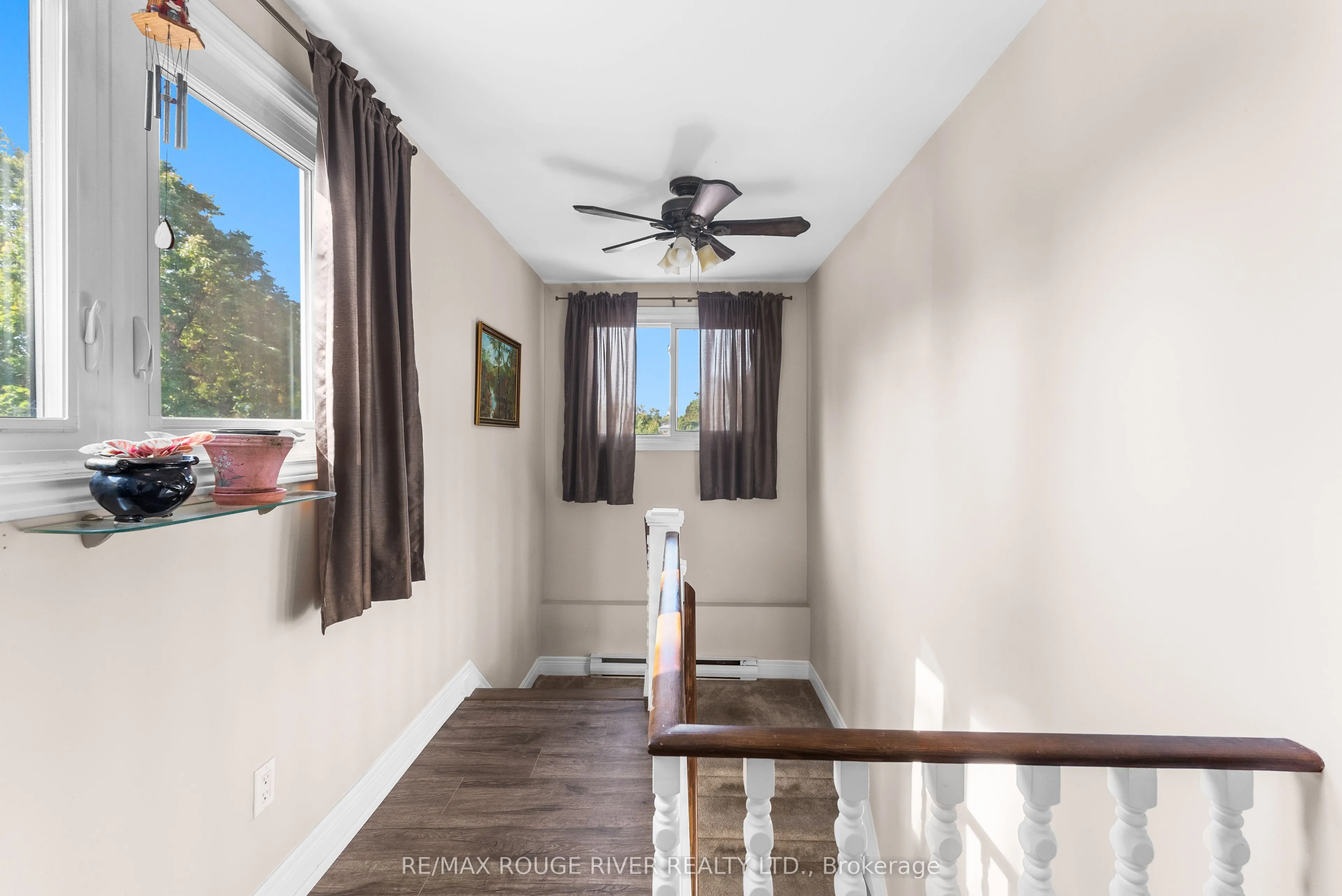22 Tweedrock Crescent