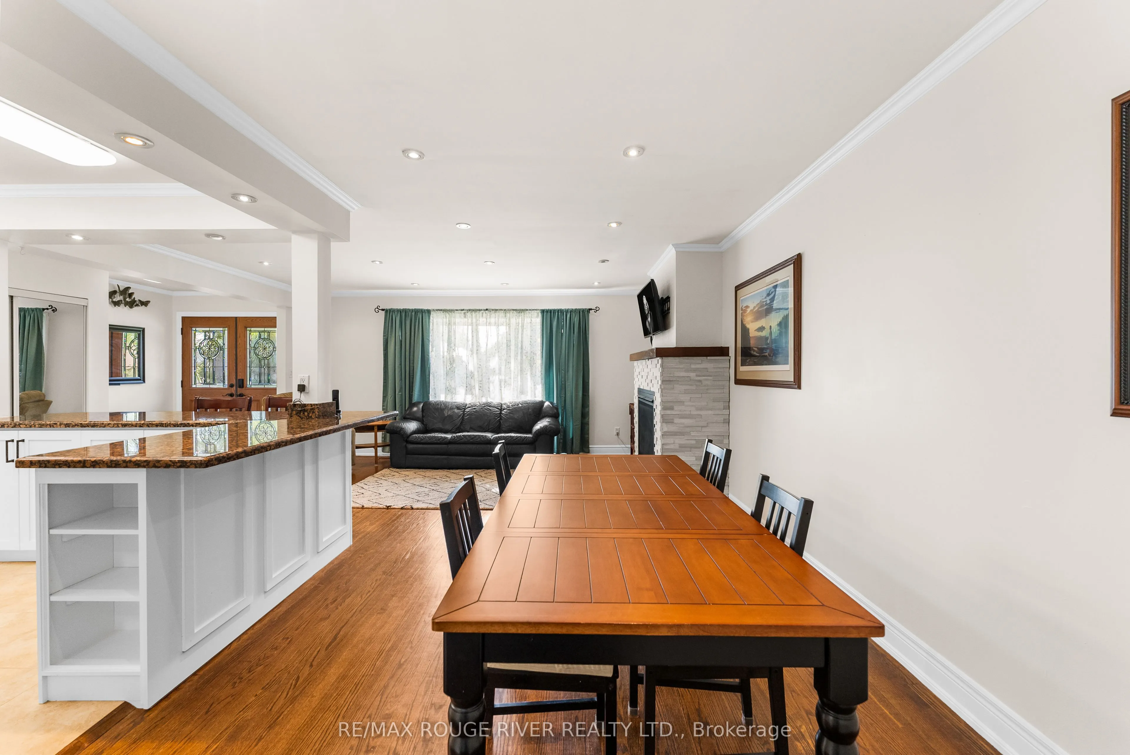 22 Tweedrock Crescent