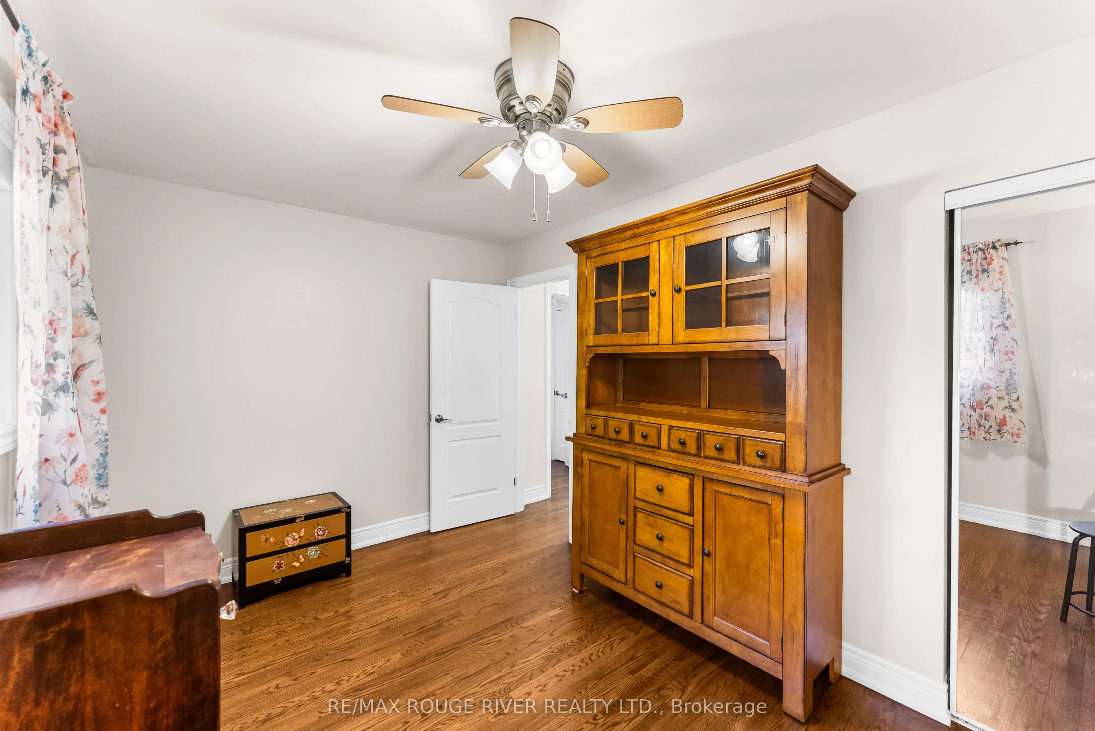22 Tweedrock Crescent