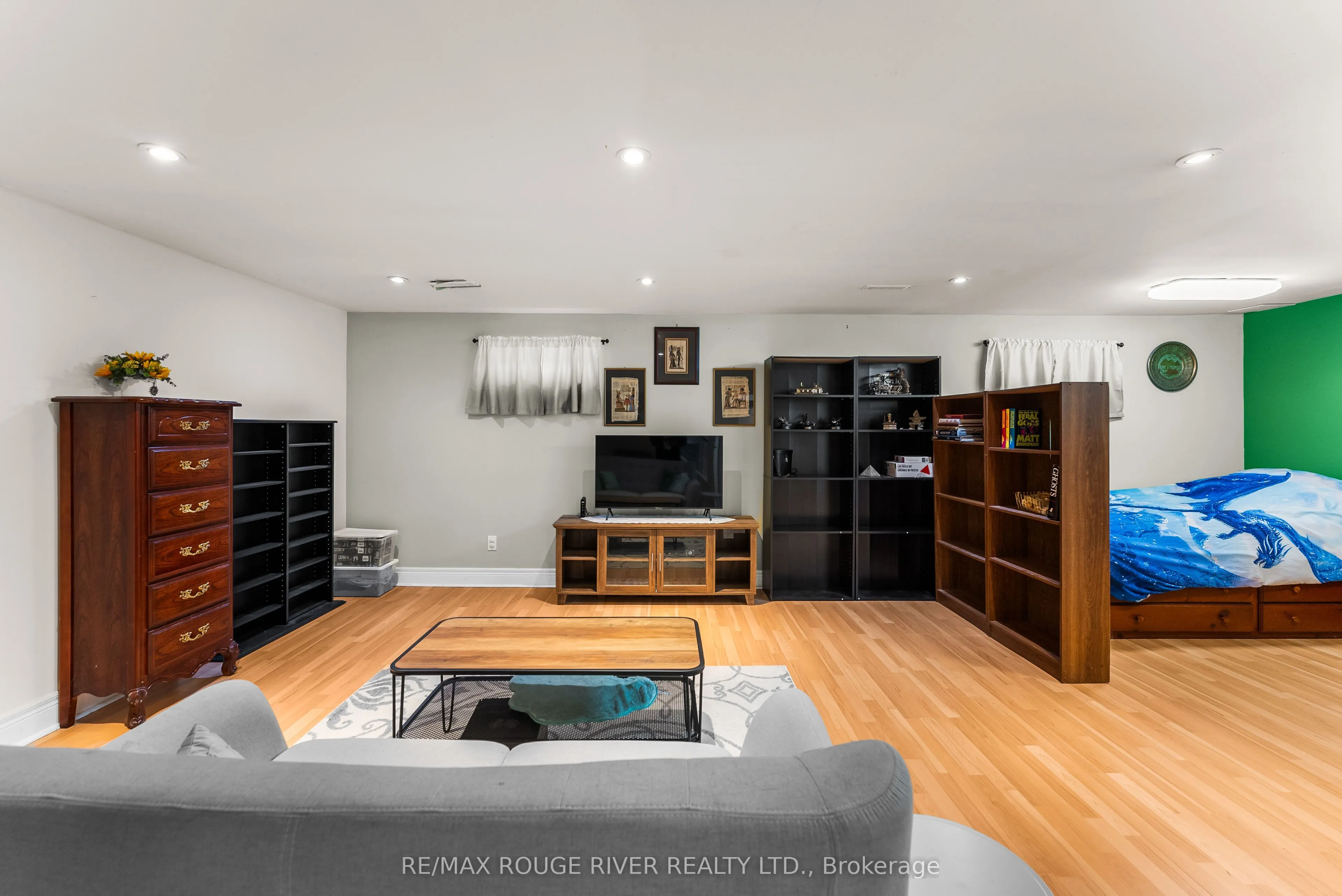 22 Tweedrock Crescent