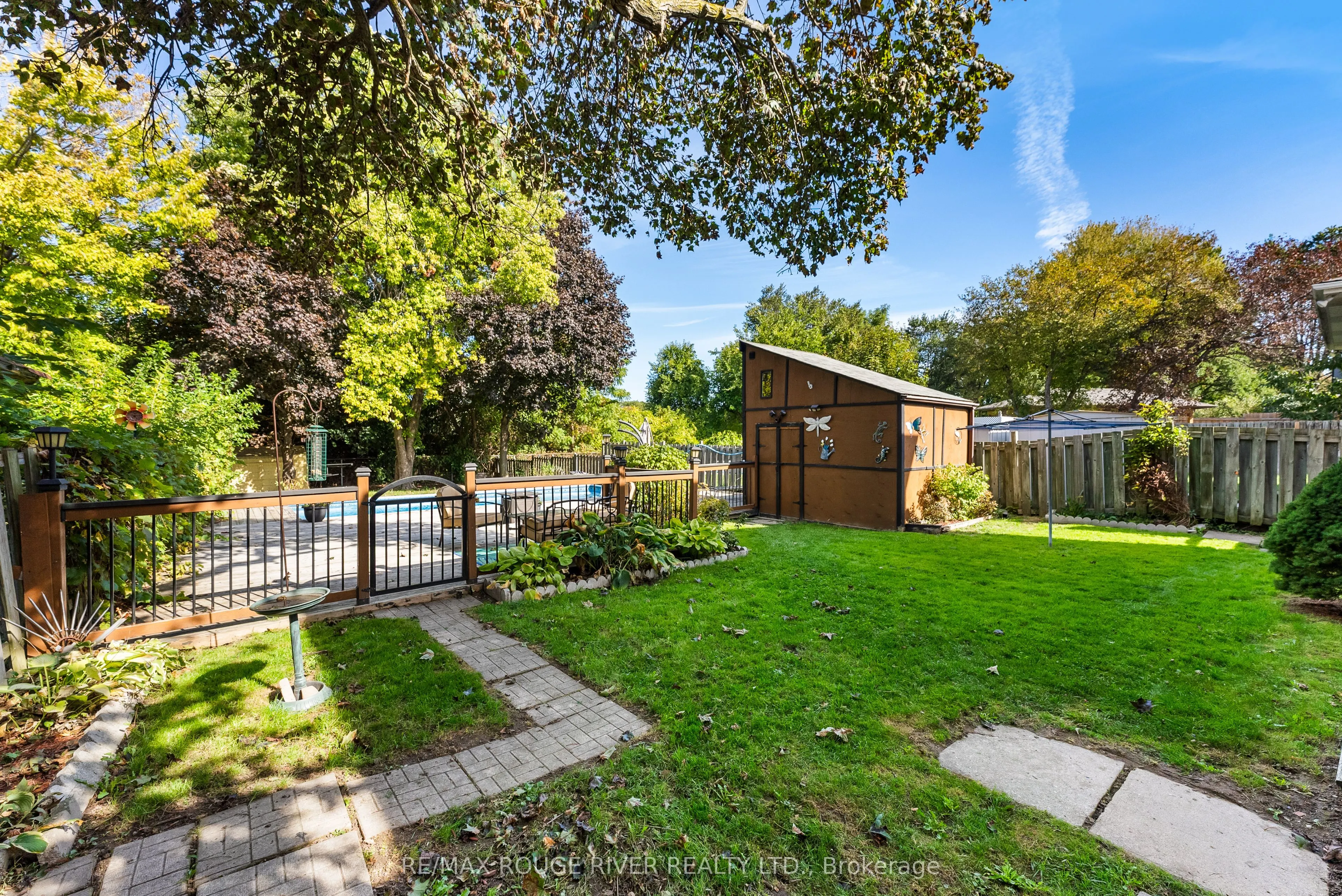 22 Tweedrock Crescent