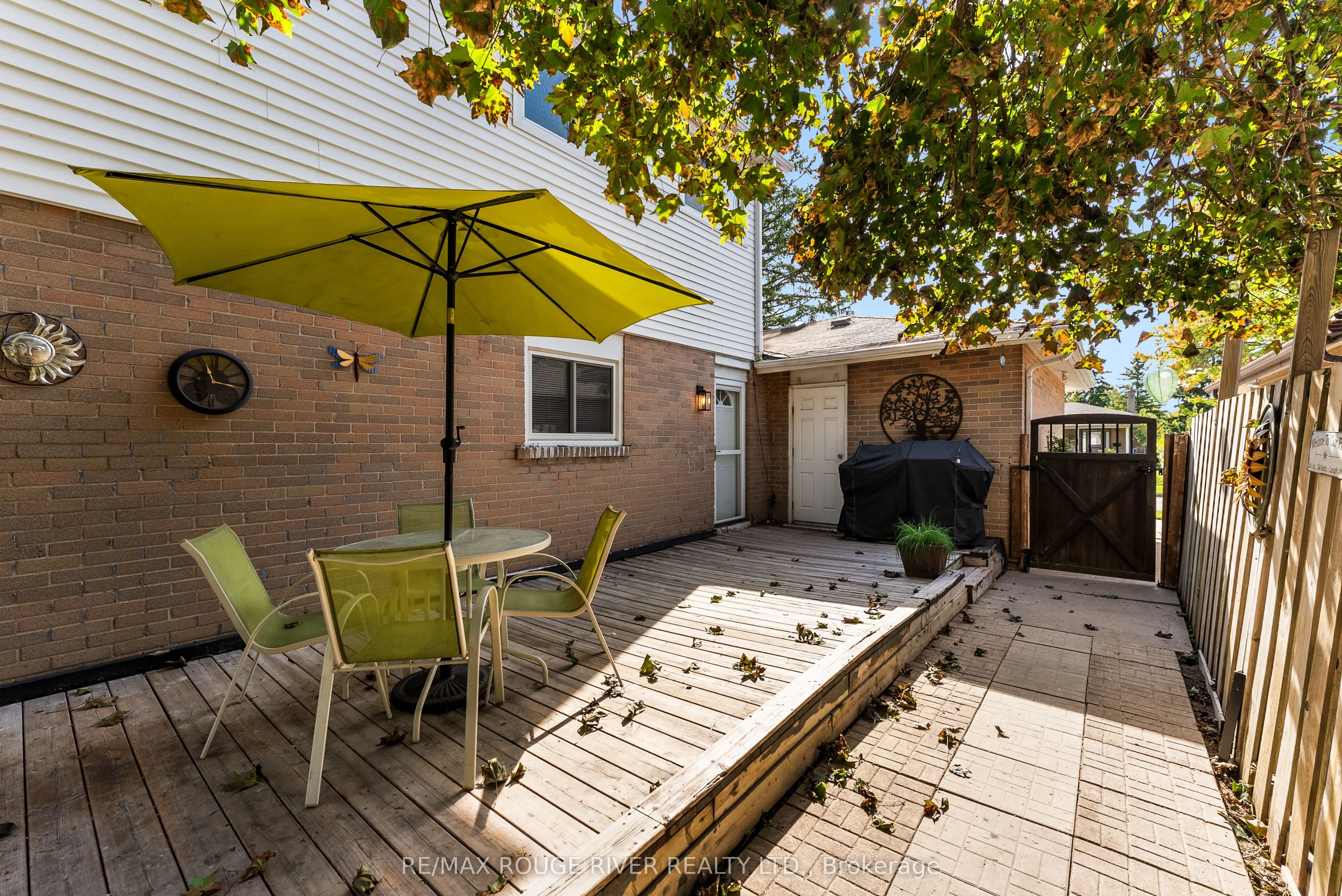 22 Tweedrock Crescent