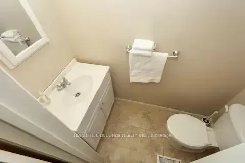 40 Ravencliff Crescent, #Basement