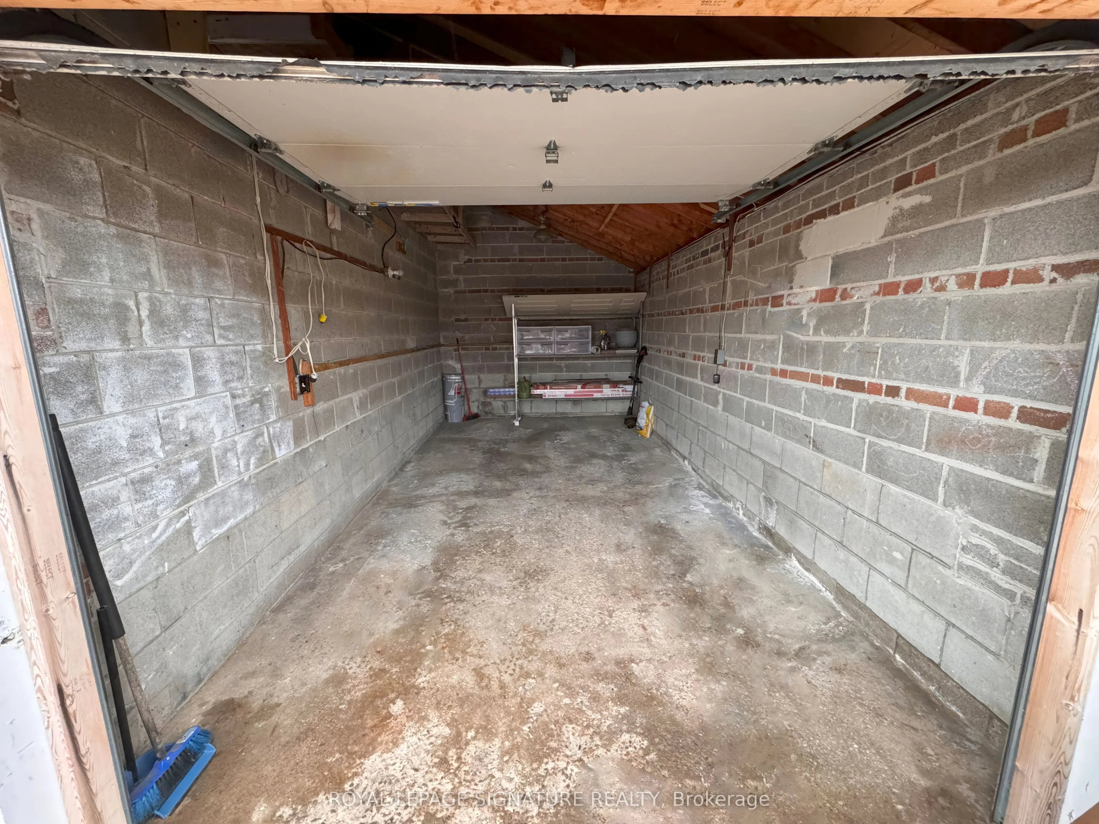 2 Windover Drive, #Main