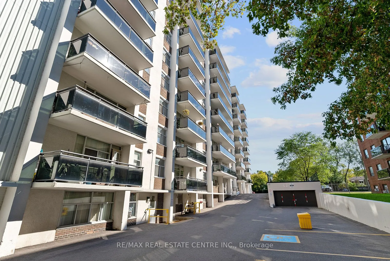 2245 Eglinton Avenue E, #1010