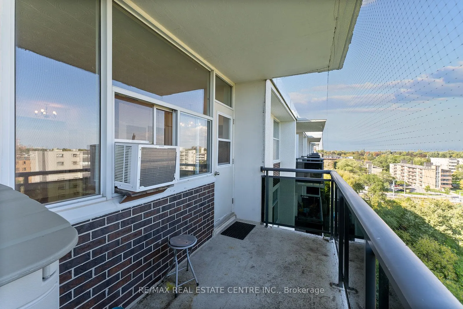 2245 Eglinton Avenue E, #1010