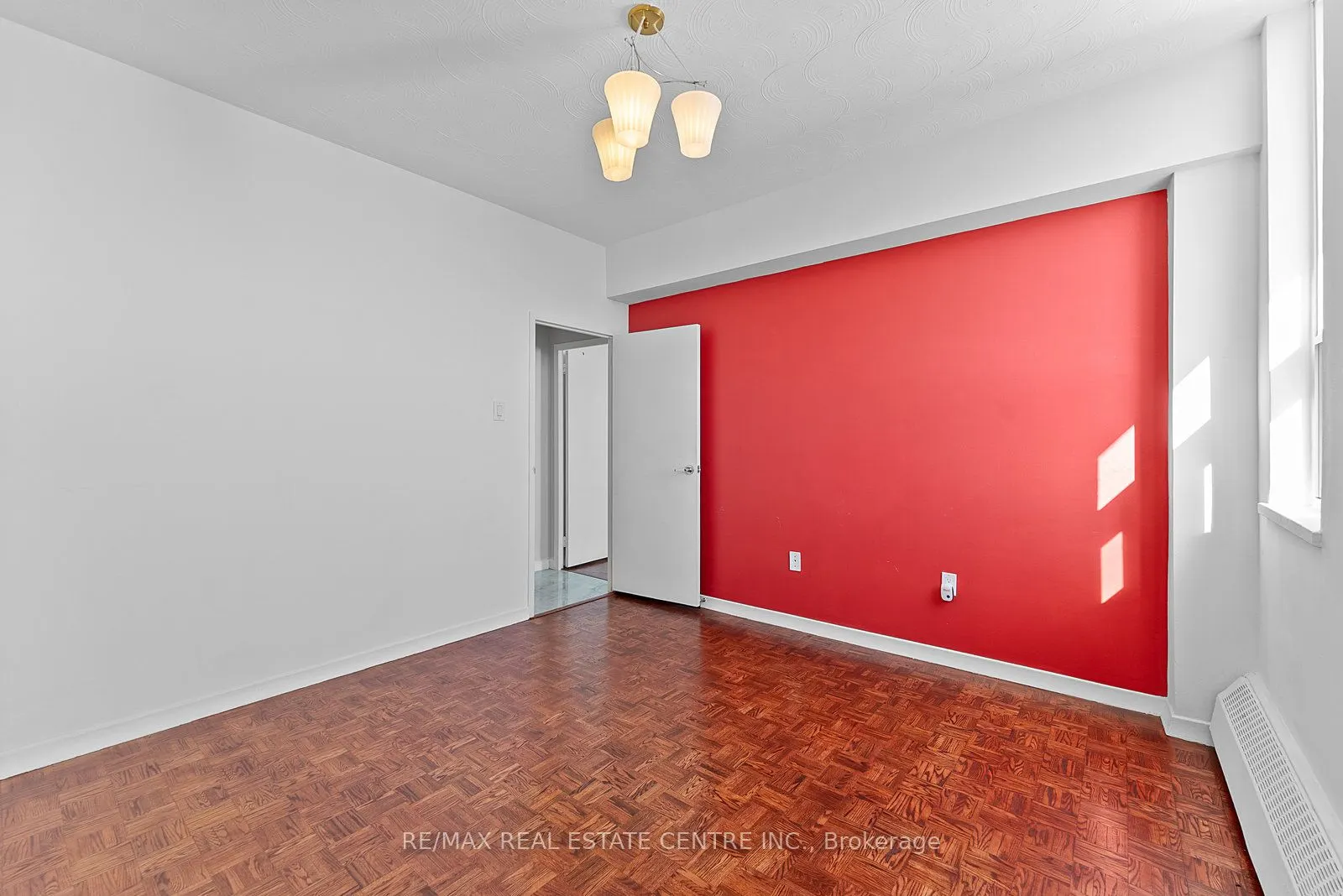 2245 Eglinton Avenue E, #1010