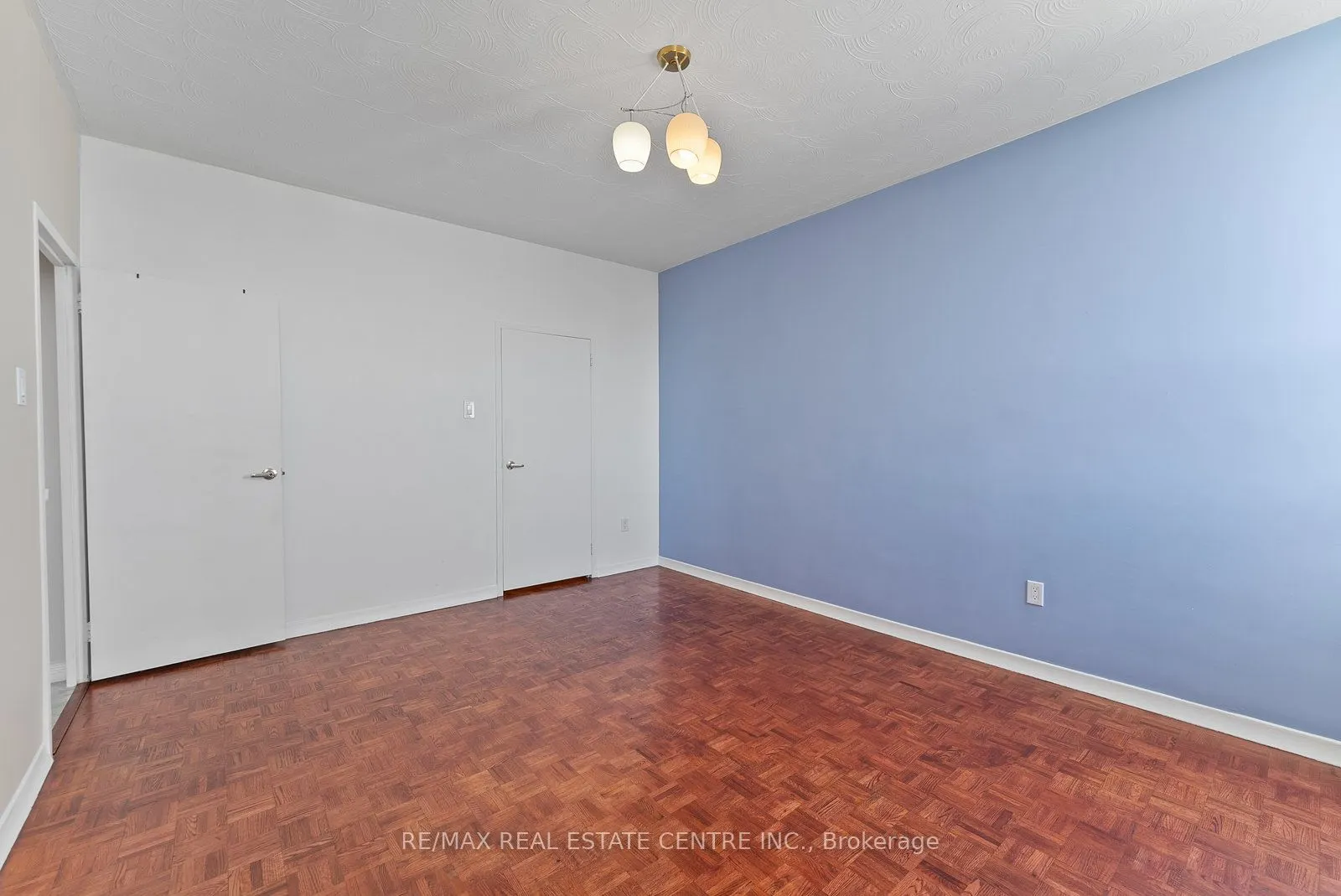2245 Eglinton Avenue E, #1010