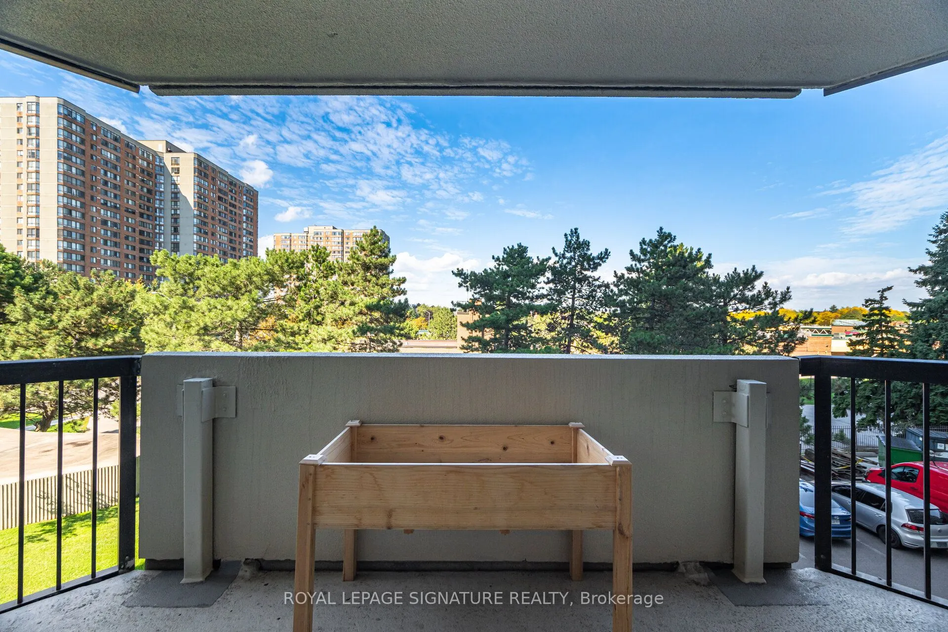 275 Bamburgh Circle, #309