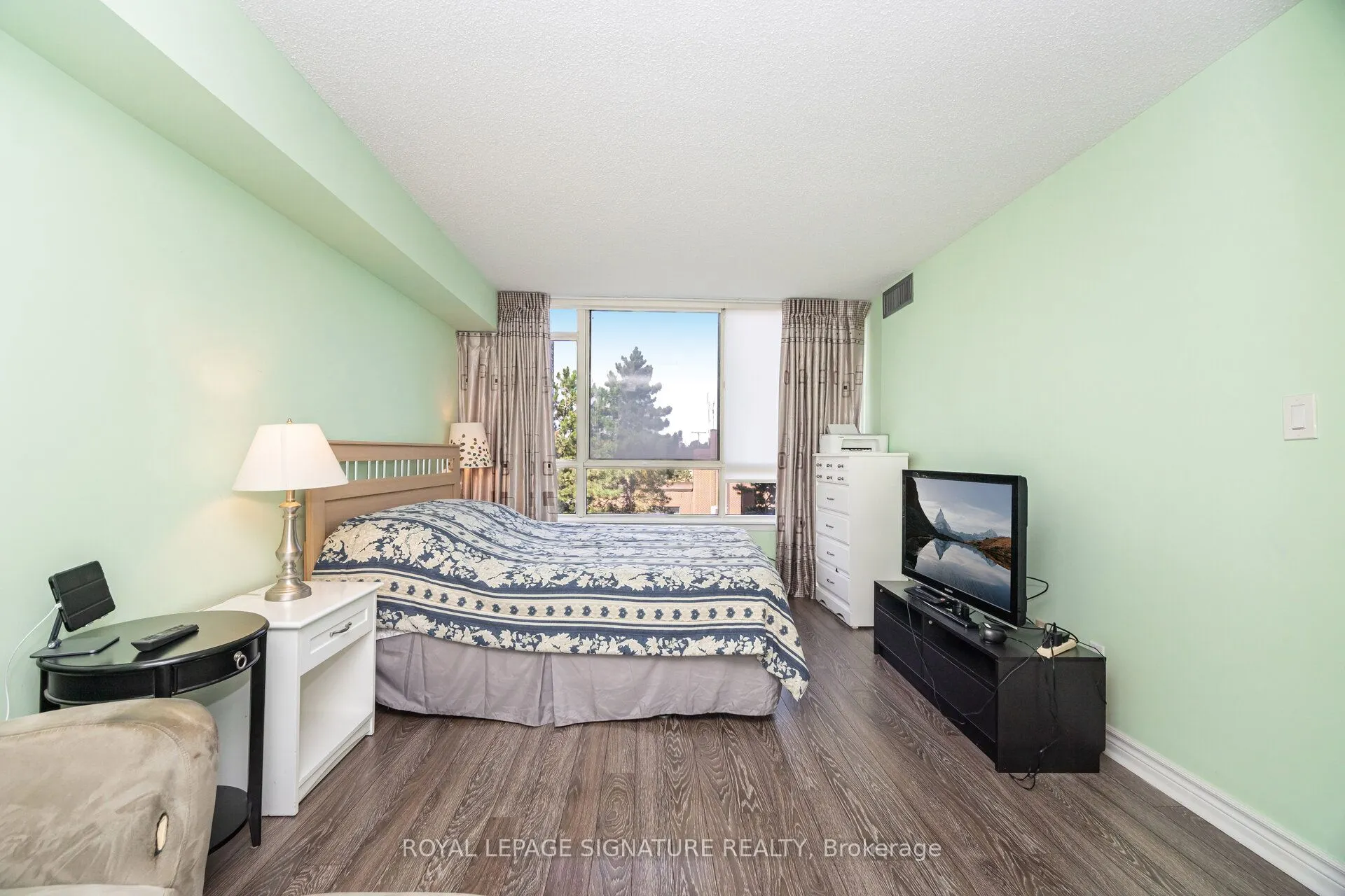 275 Bamburgh Circle, #309