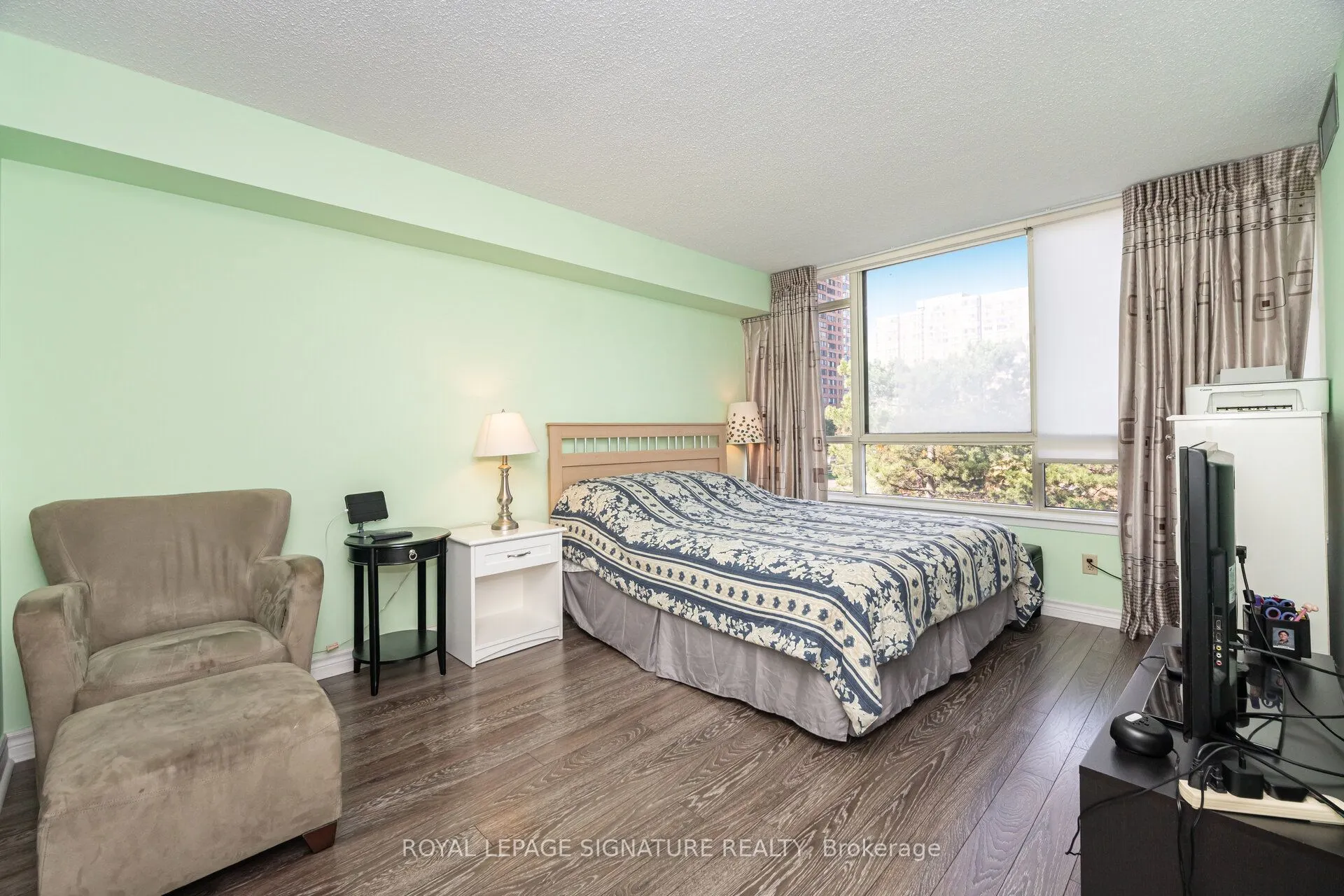 275 Bamburgh Circle, #309