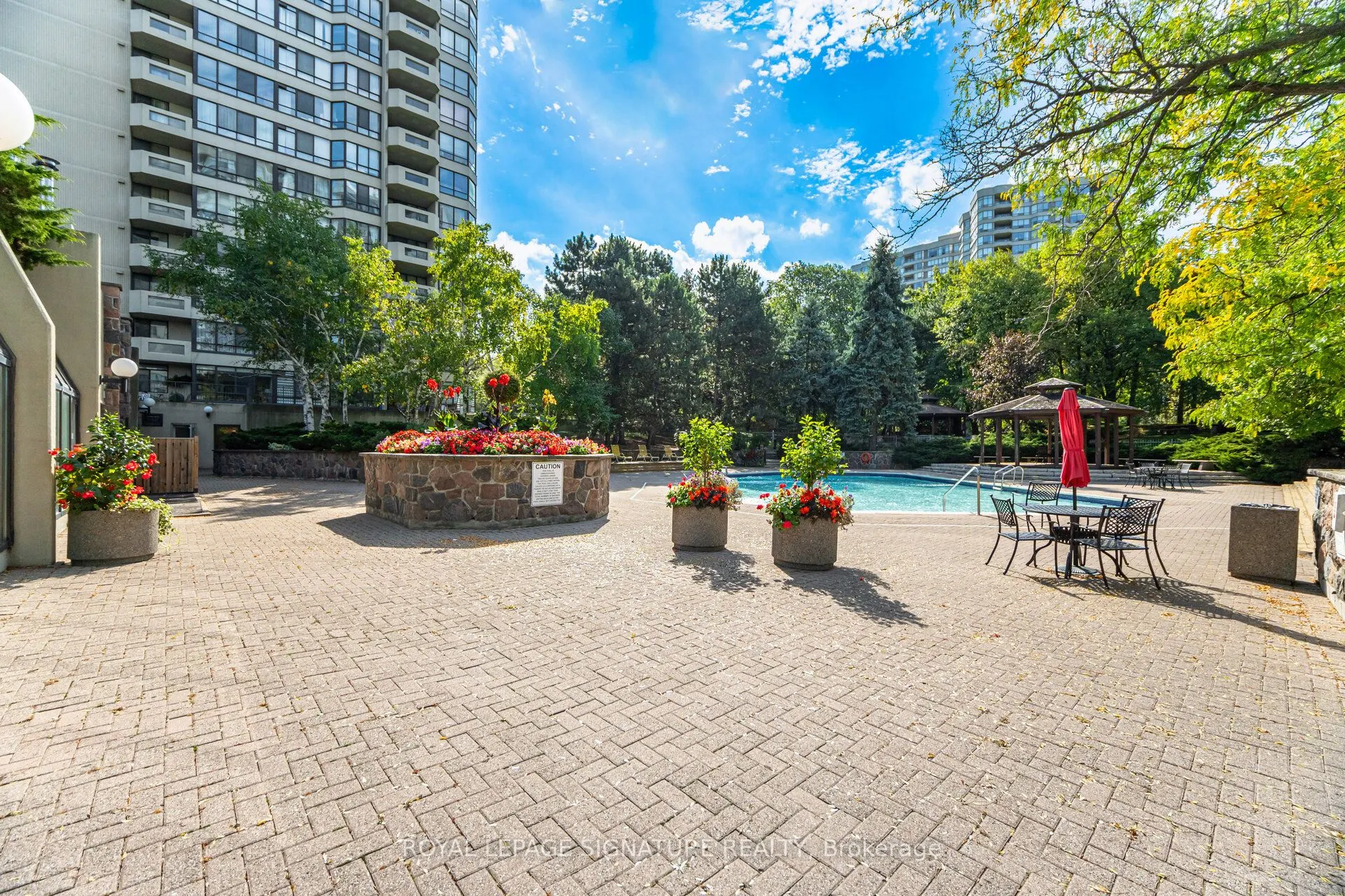 275 Bamburgh Circle, #309