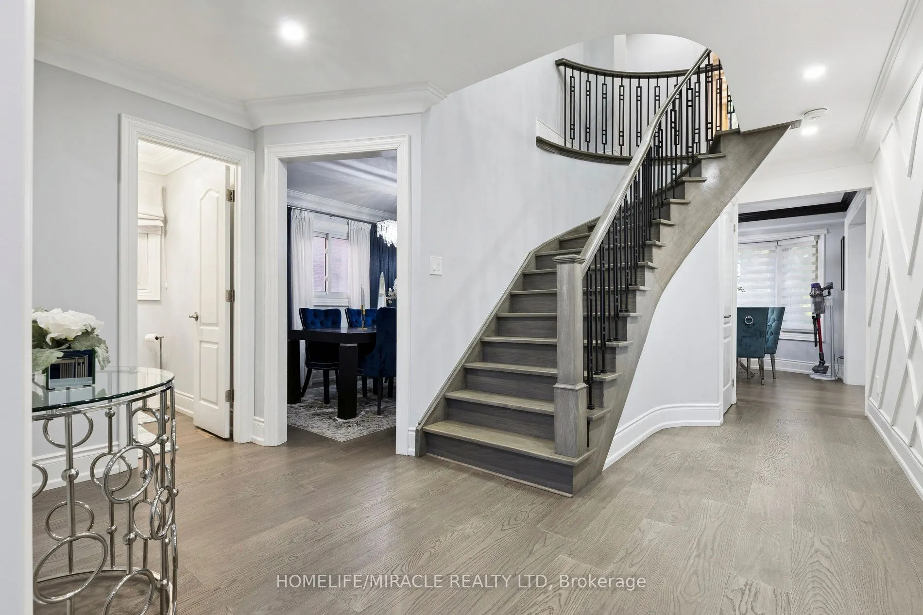 33 Ritchie Avenue