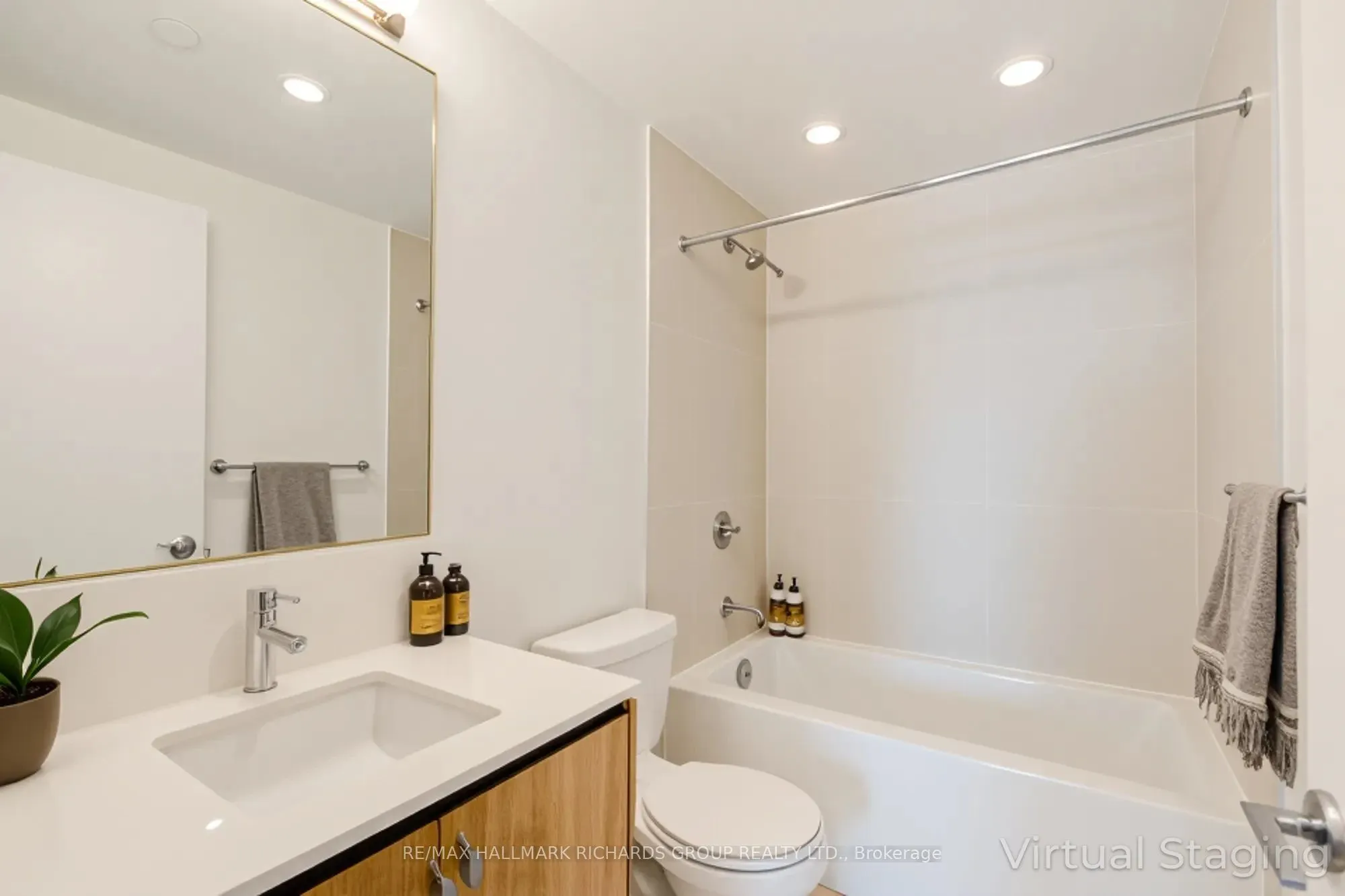 1161 Kingston Road, #410