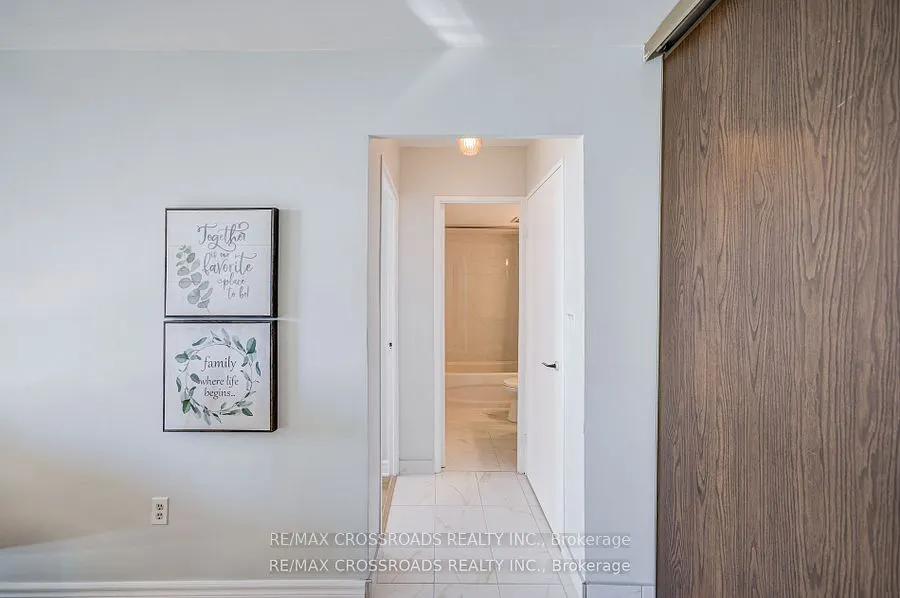 5 Massey Square, #1202