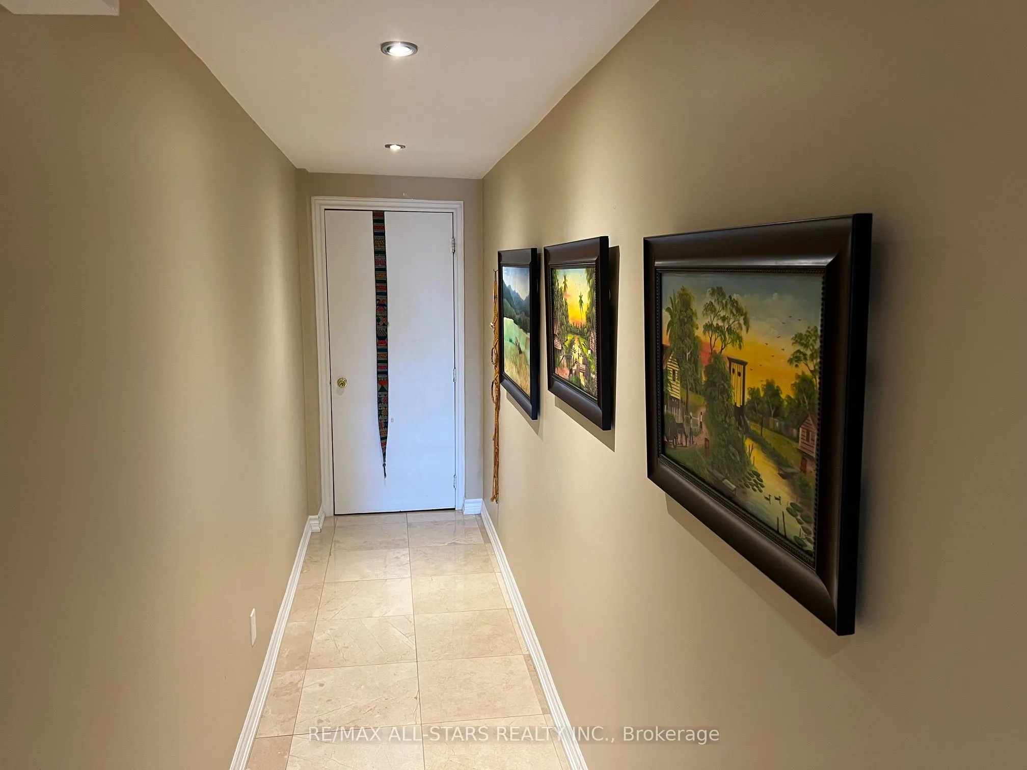 15 Sirius Crescent