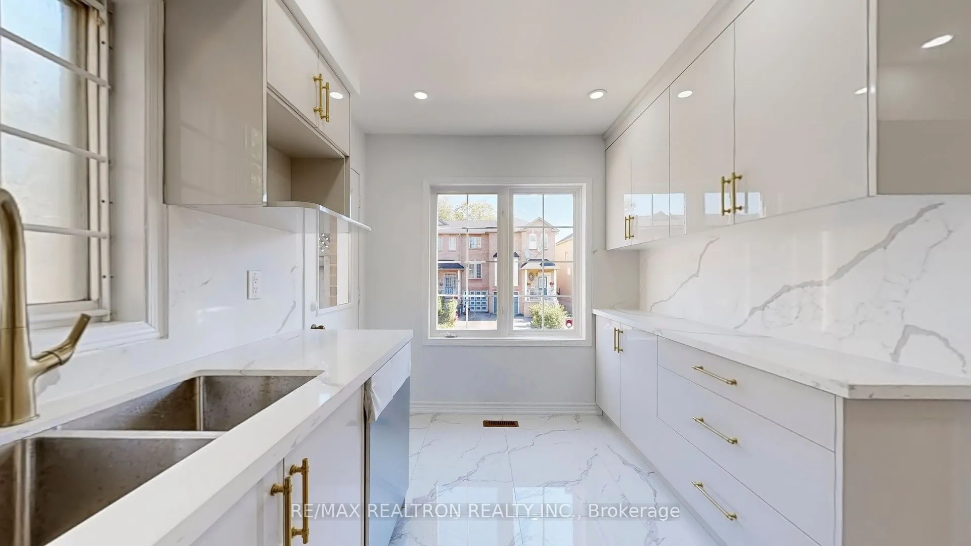 189 Galloway Road, #33
