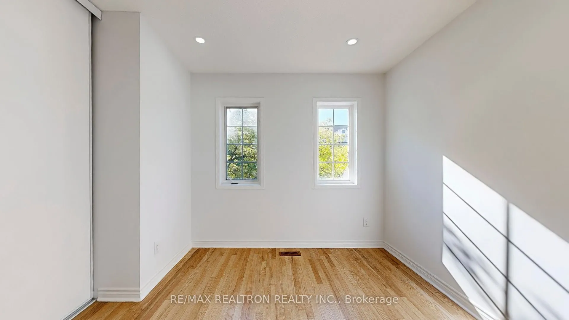 189 Galloway Road, #33
