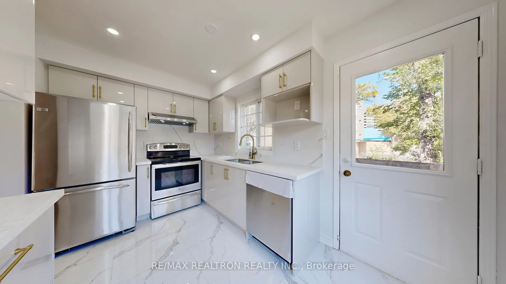 189 Galloway Road, #33