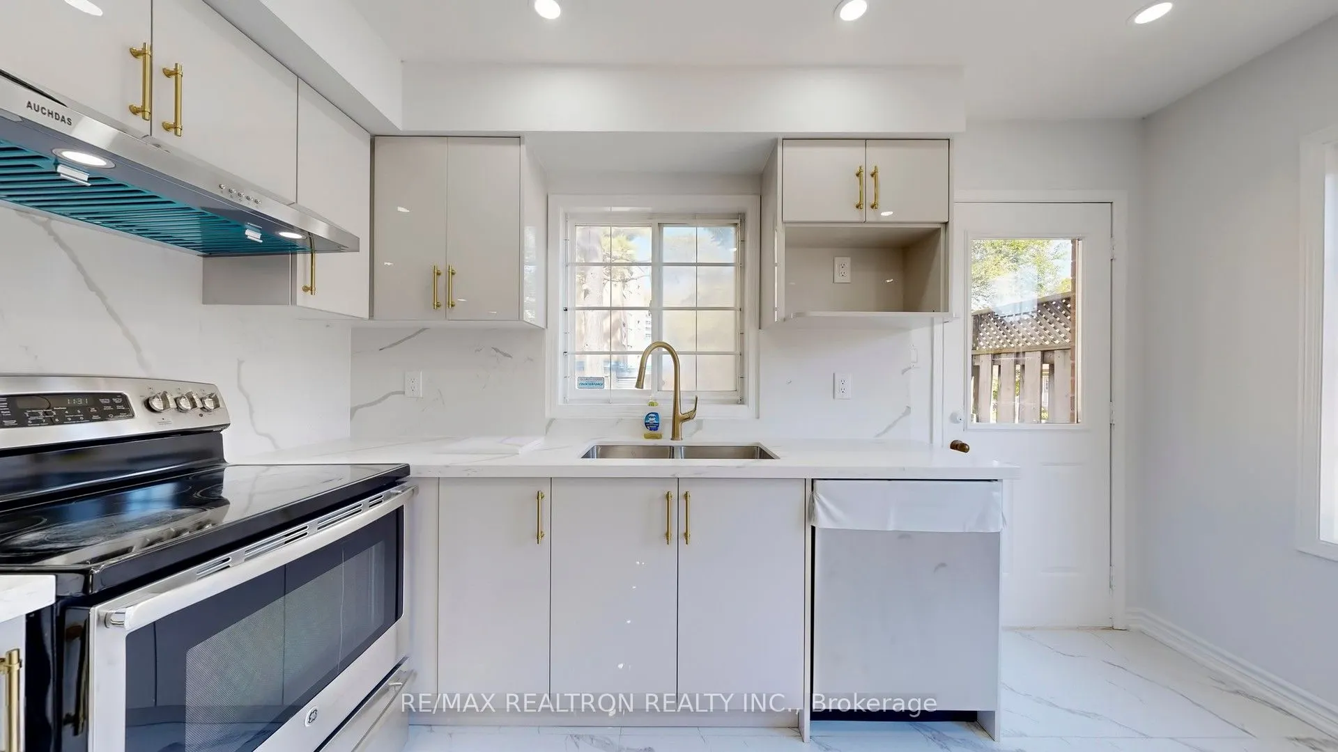 189 Galloway Road, #33
