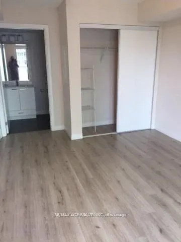 2152 Lawrence Avenue E, #1101