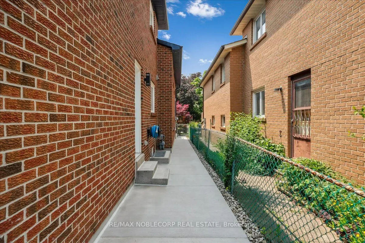 77 Crayford Drive
