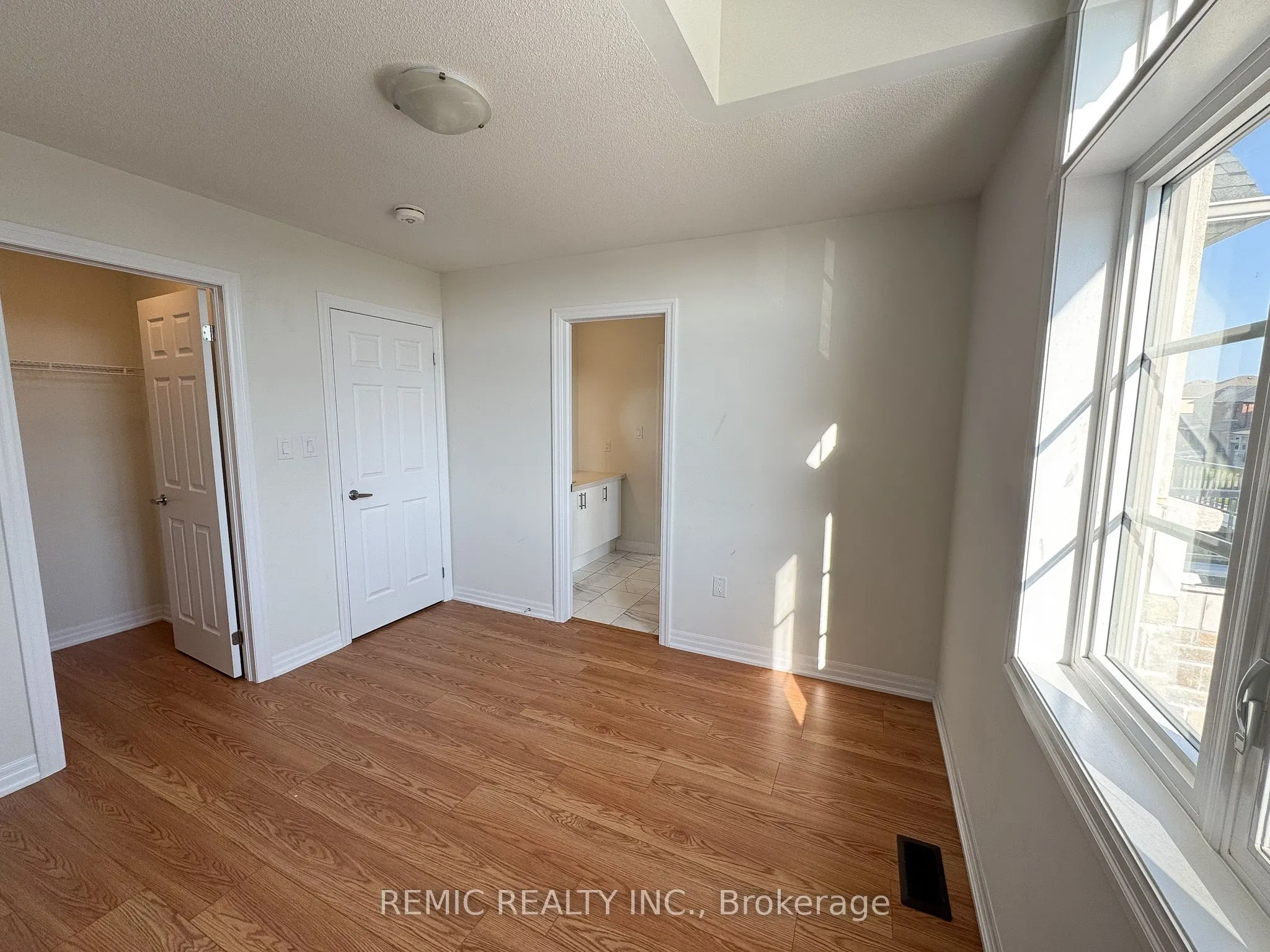 242 Flood Avenue
